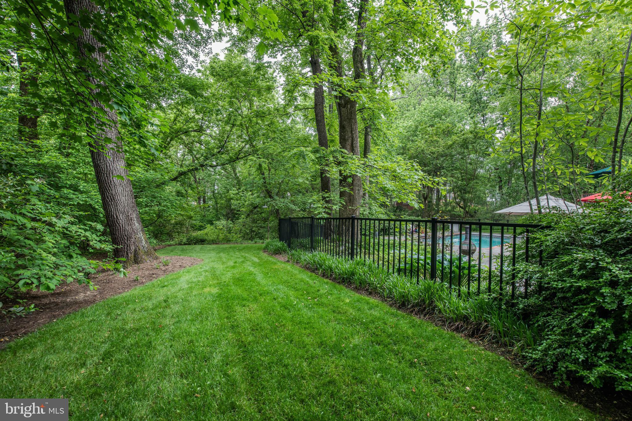 POPLAR POINT - Residential