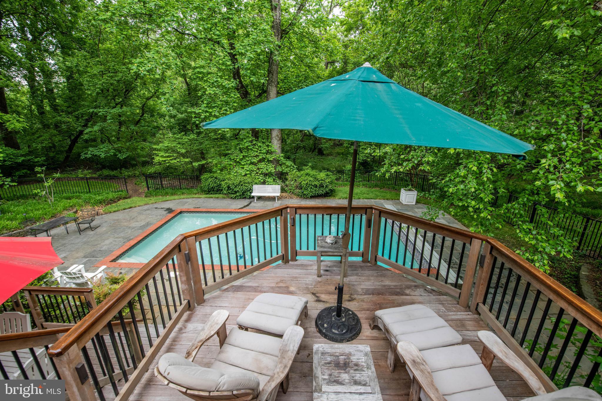 POPLAR POINT - Residential