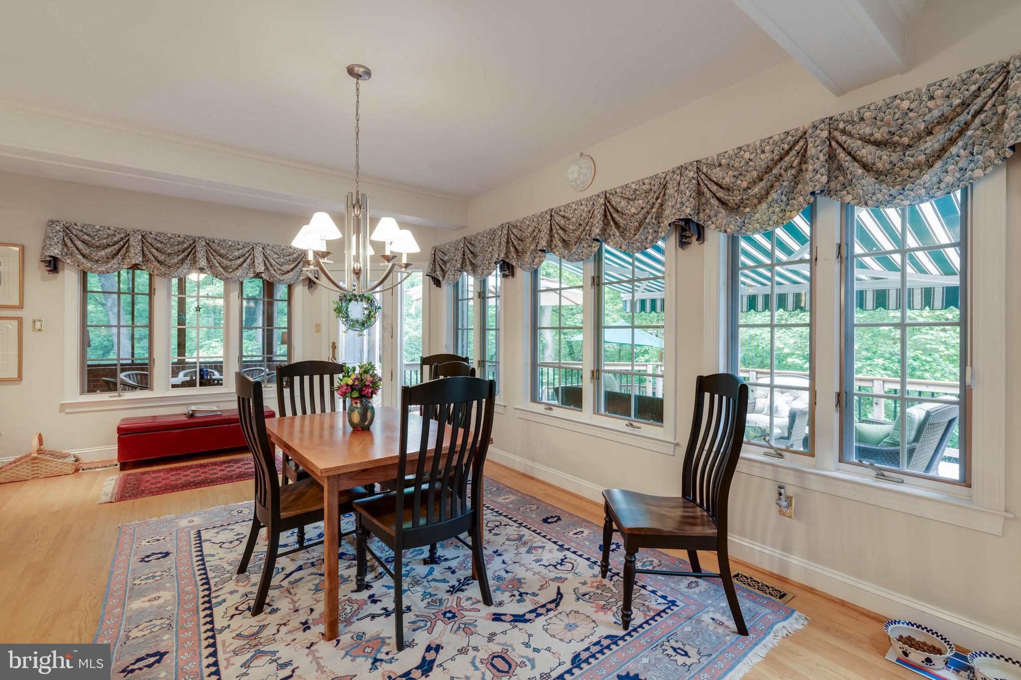 POPLAR POINT - Residential