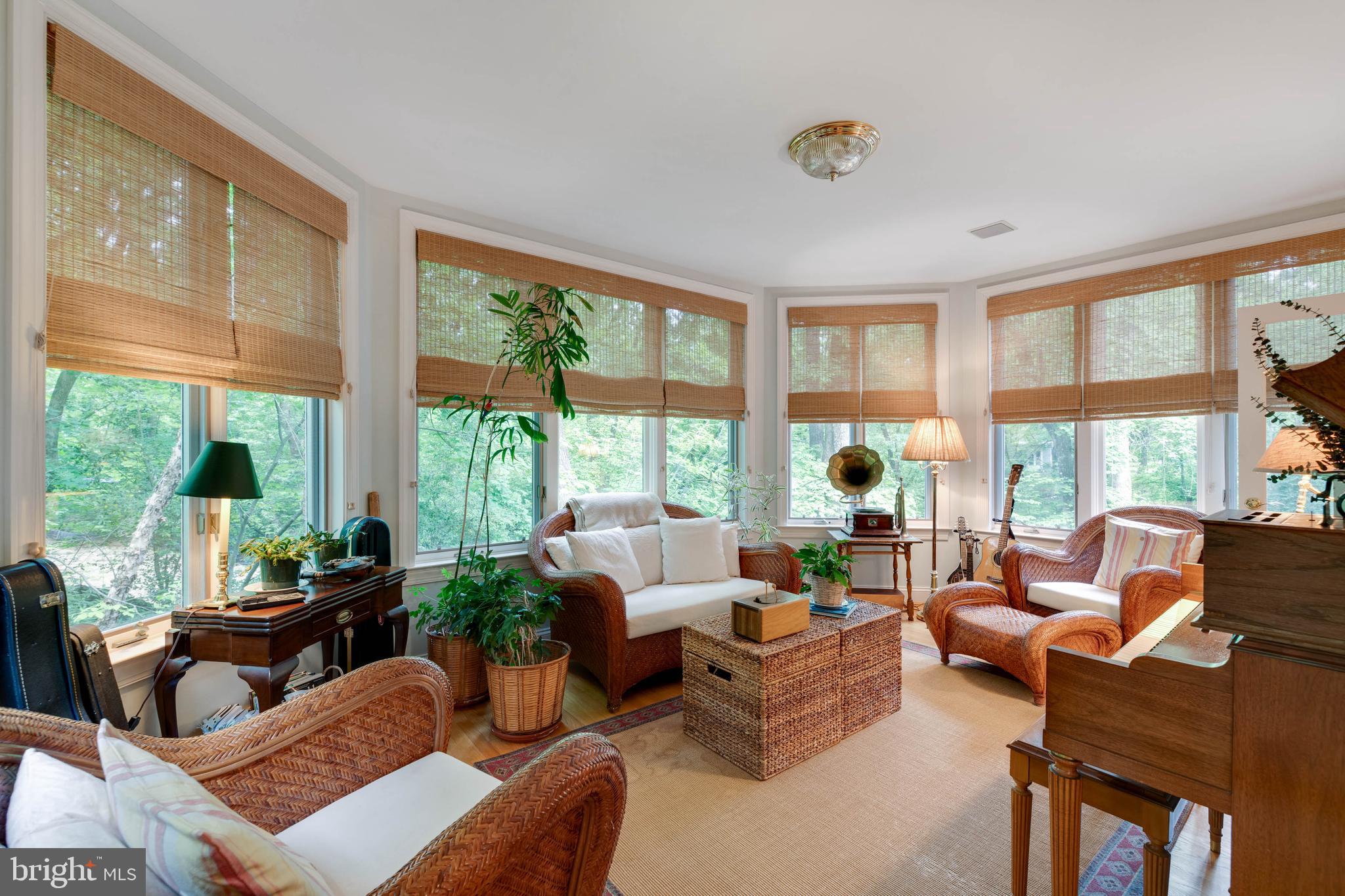 POPLAR POINT - Residential