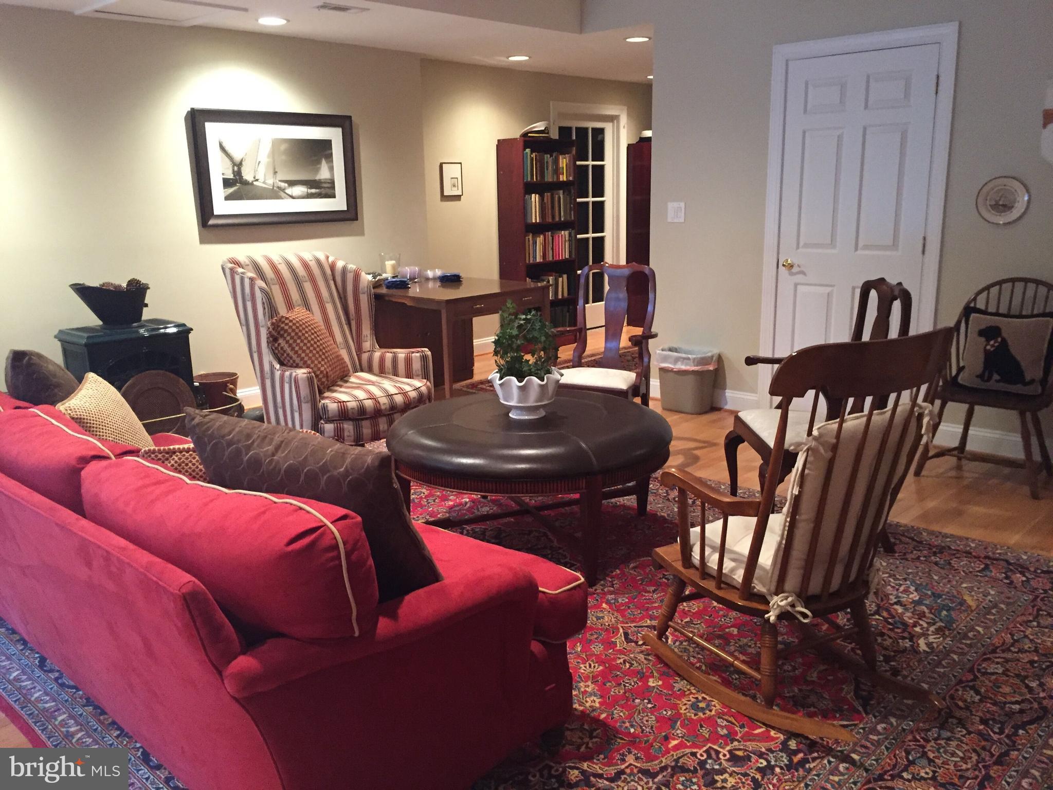 POPLAR POINT - Residential