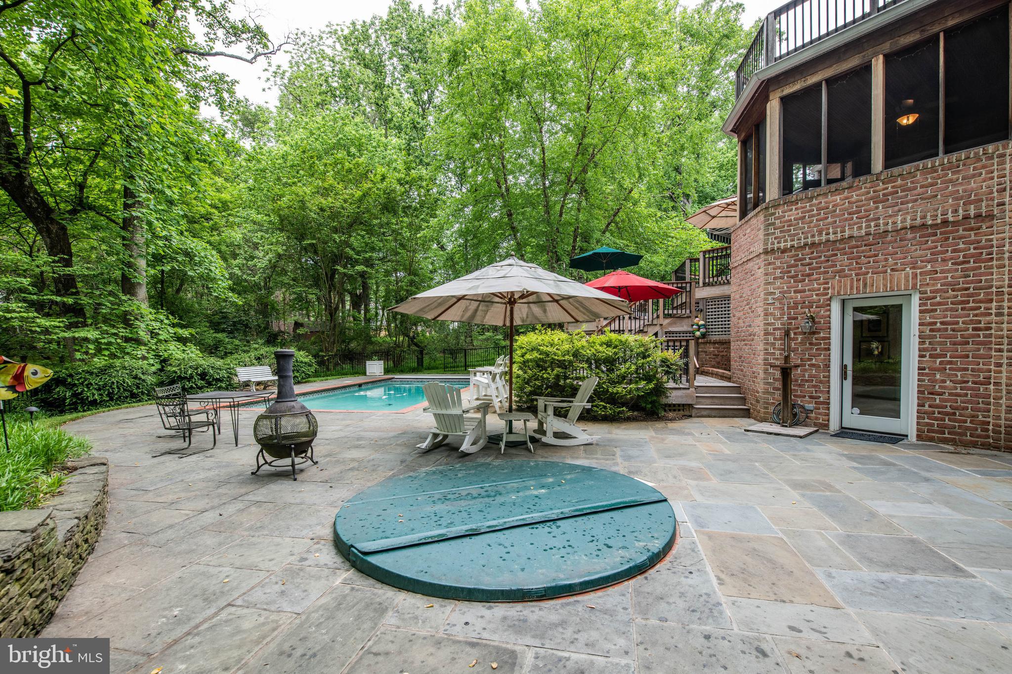 POPLAR POINT - Residential