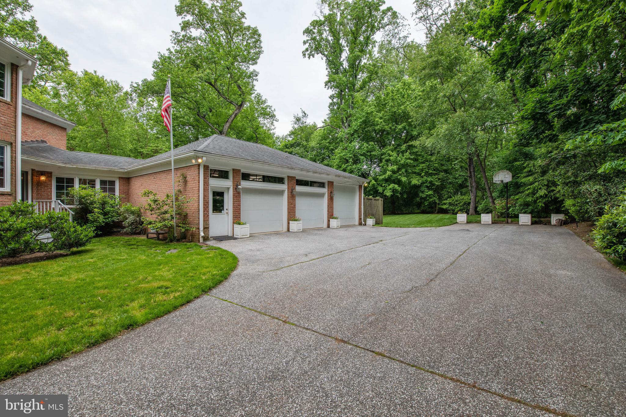 POPLAR POINT - Residential