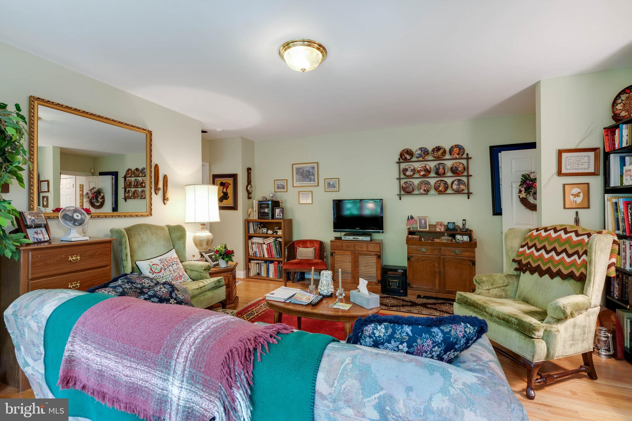 POPLAR POINT - Residential