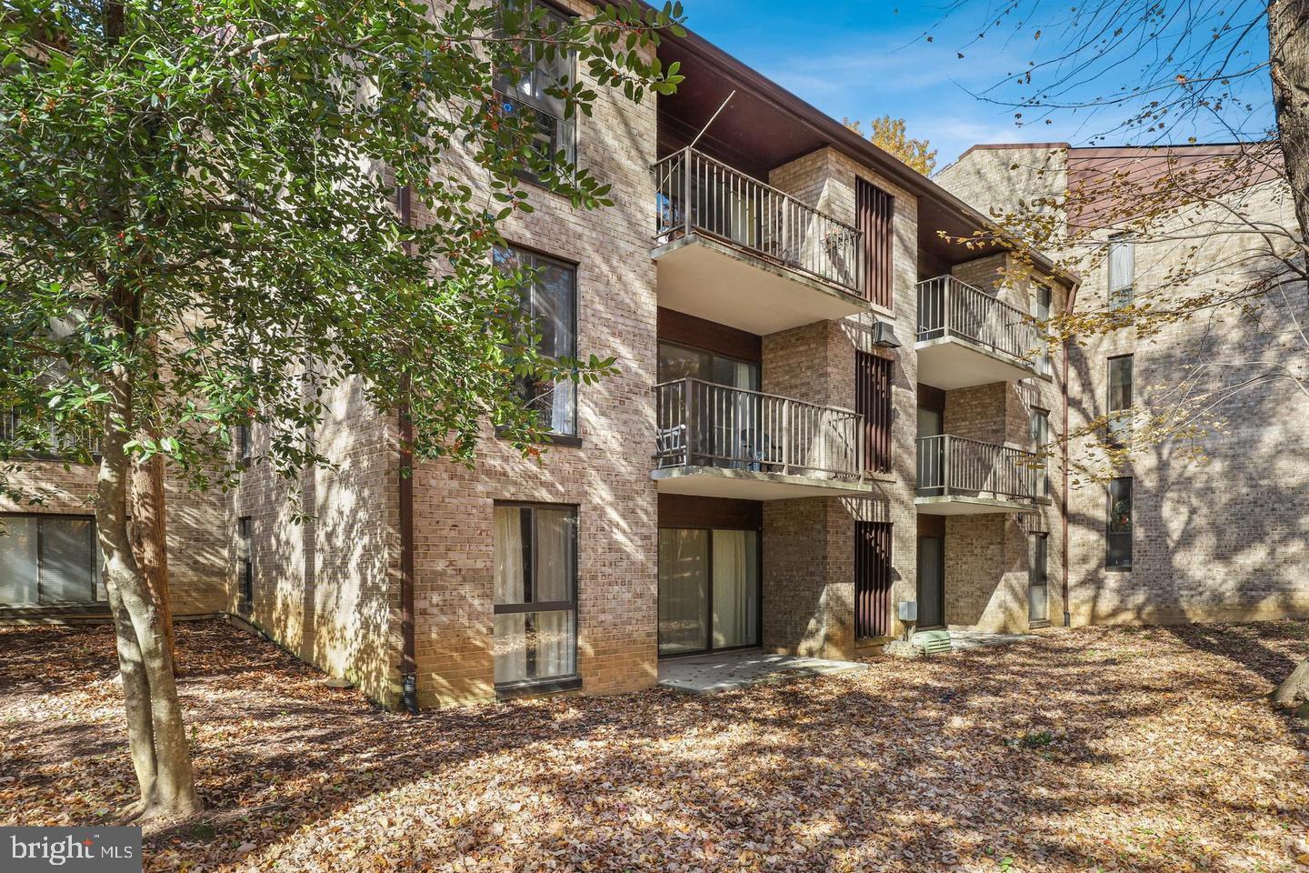 2037 ROYAL FERN COURT 47/2C