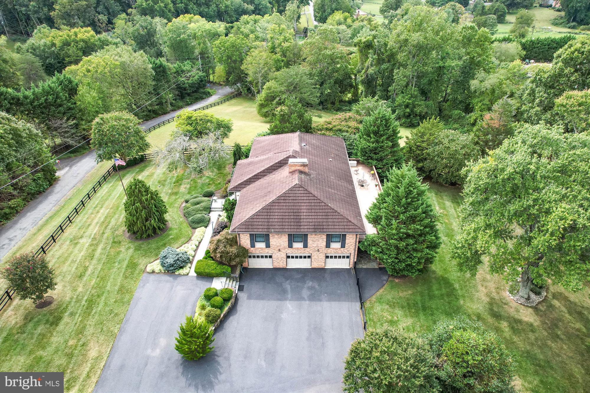 WILGUSON HILLS - Residential