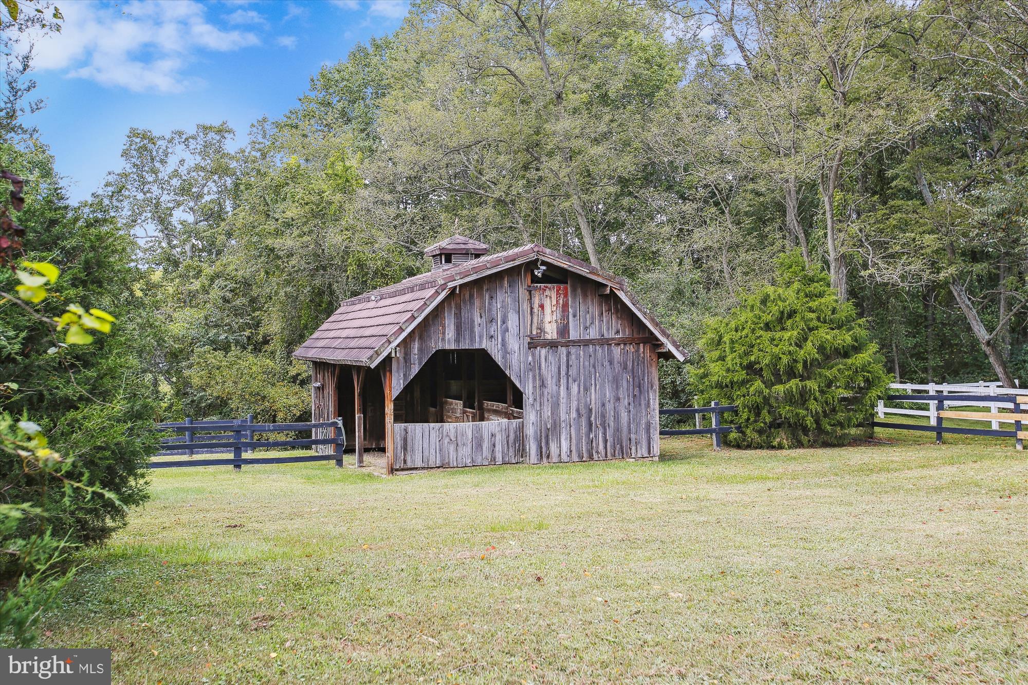 WILGUSON HILLS - Residential