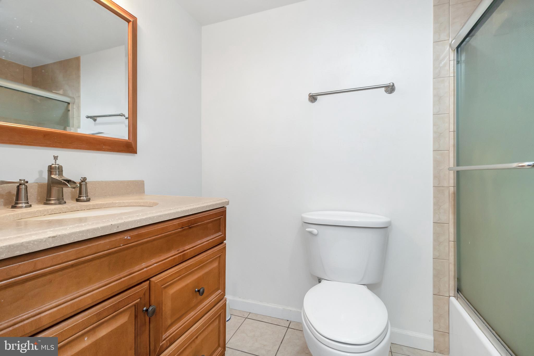 HUNTCREST CONDOMINIUM - Residential