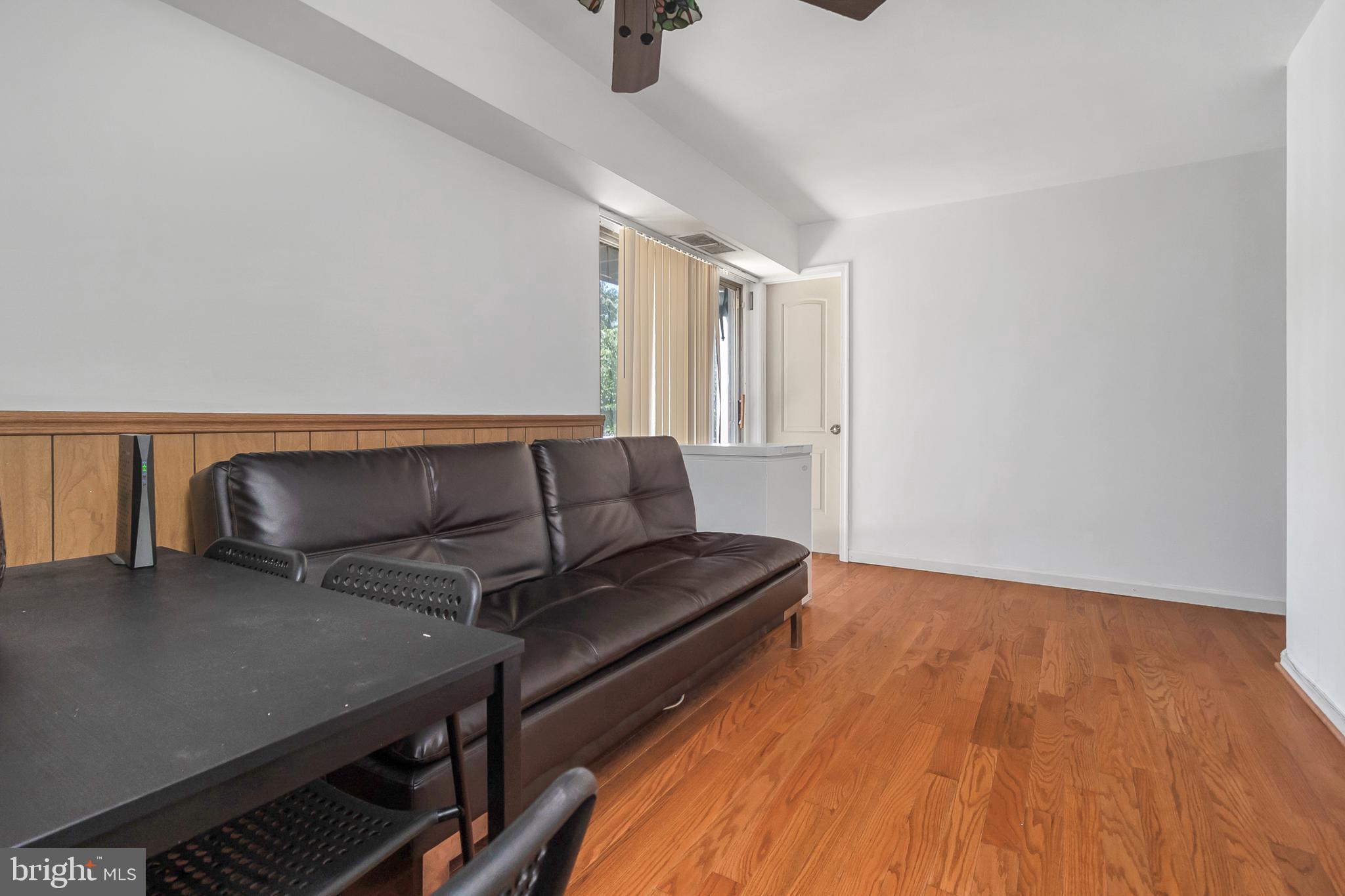 HUNTCREST CONDOMINIUM - Residential