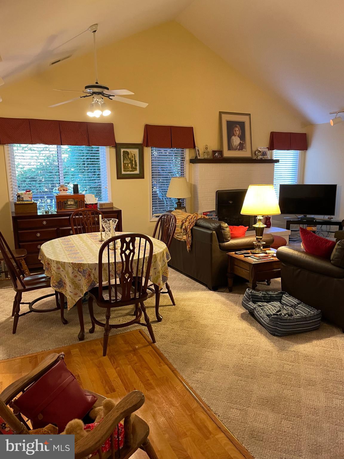 TANNERIE WOODS - Residential