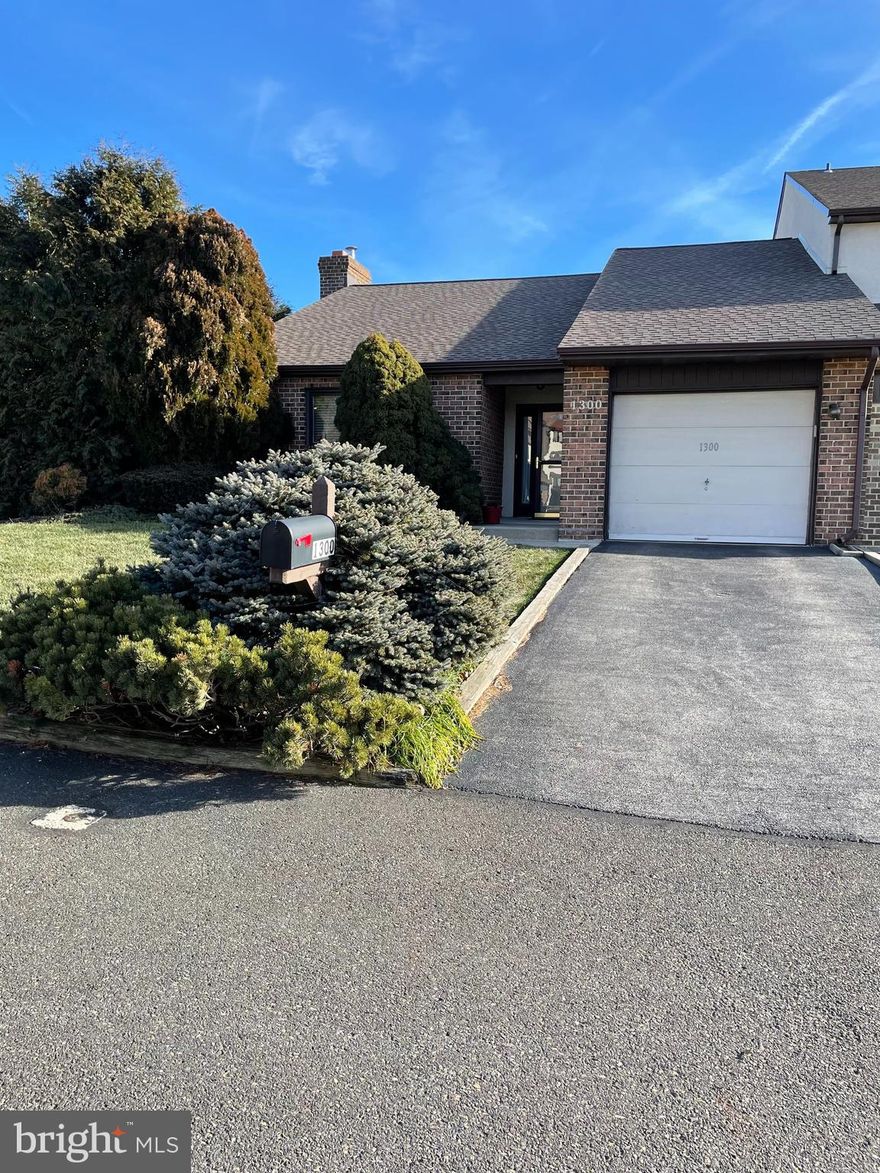 Special Tannerie Woods end unit Ranch home.  Enjoy easy living in this 2 bedroom, 2 1/2 bath Rancher with finished walk out Basement.  Formal Living/Dining Room with fireplace. Eat-in Kitchen with door to private deck.  Main Bedroom features full bath, double vanity, stall shower and bath tub, walk-in closet.  Second bedroom  and hall bath, shower over tub.  Finished Lower Level, Powder Room, Laundry Room, many closets and sliding door to outside.  Gas Heater and Hot Water Heater.