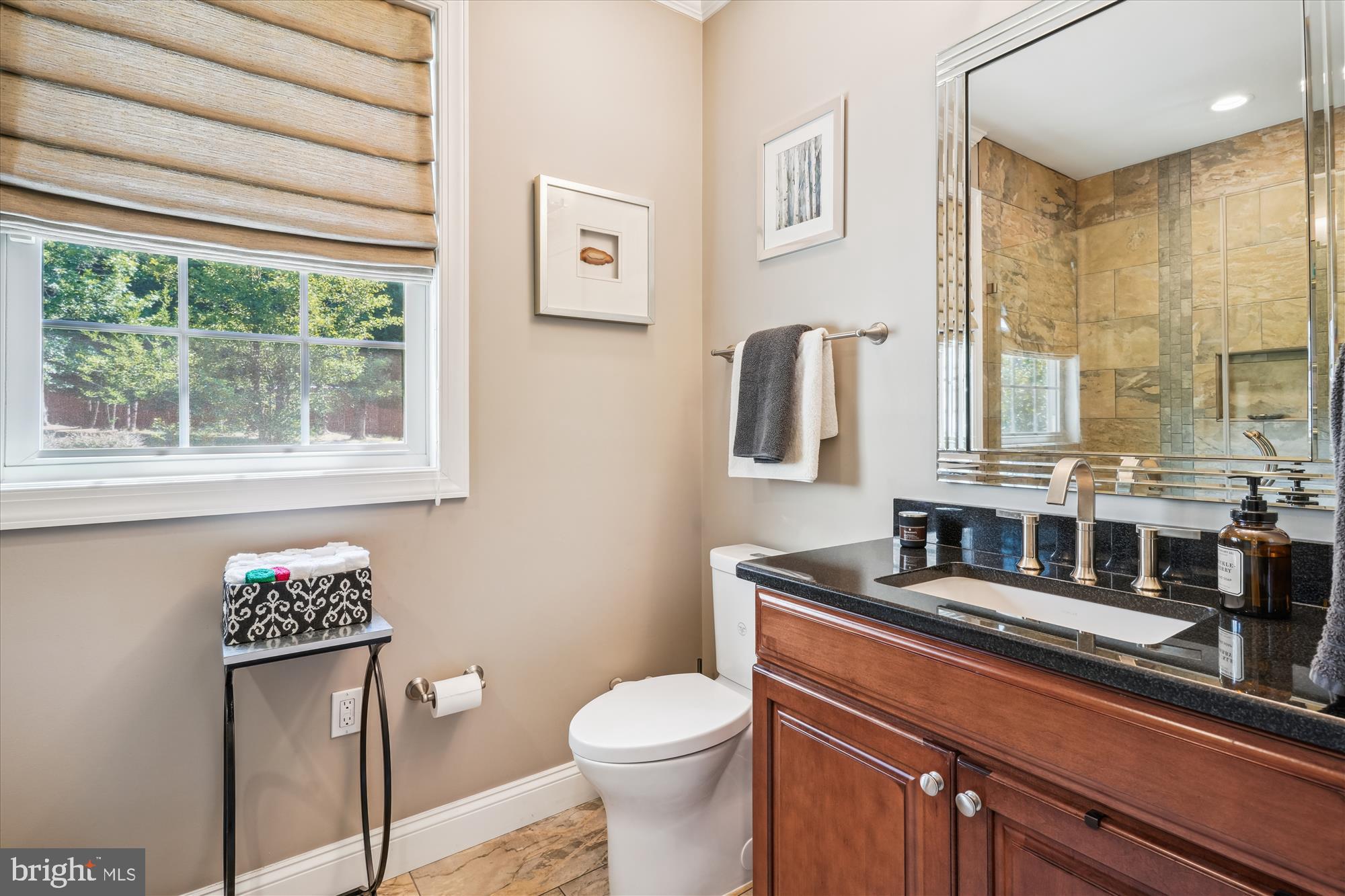 BERRY HILL MANOR - Residential