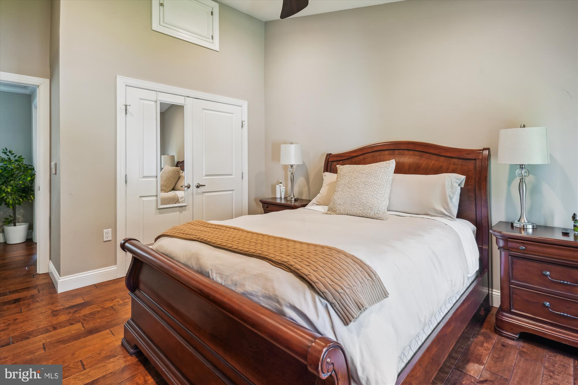 BERRY HILL MANOR - Residential