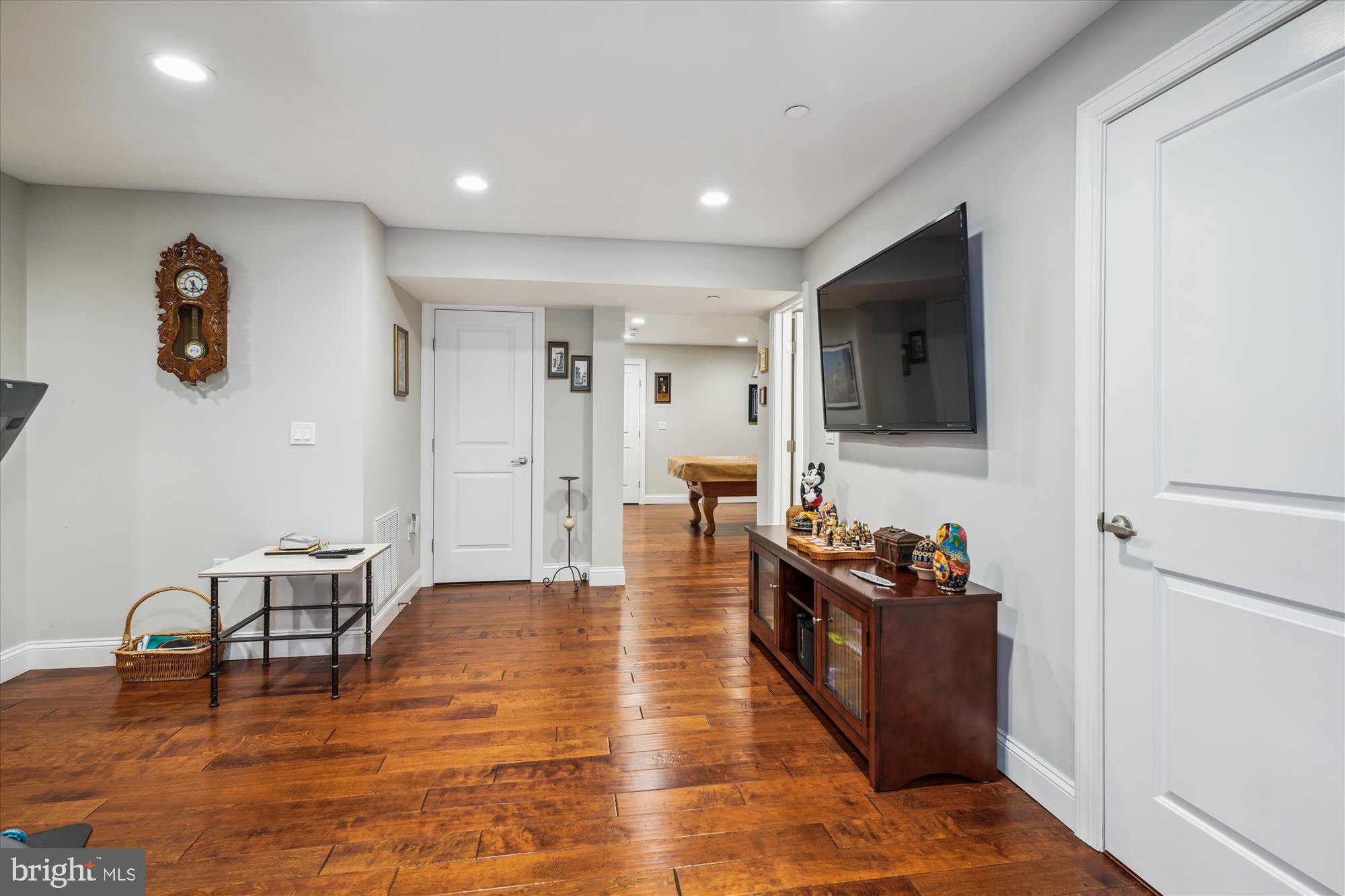 BERRY HILL MANOR - Residential