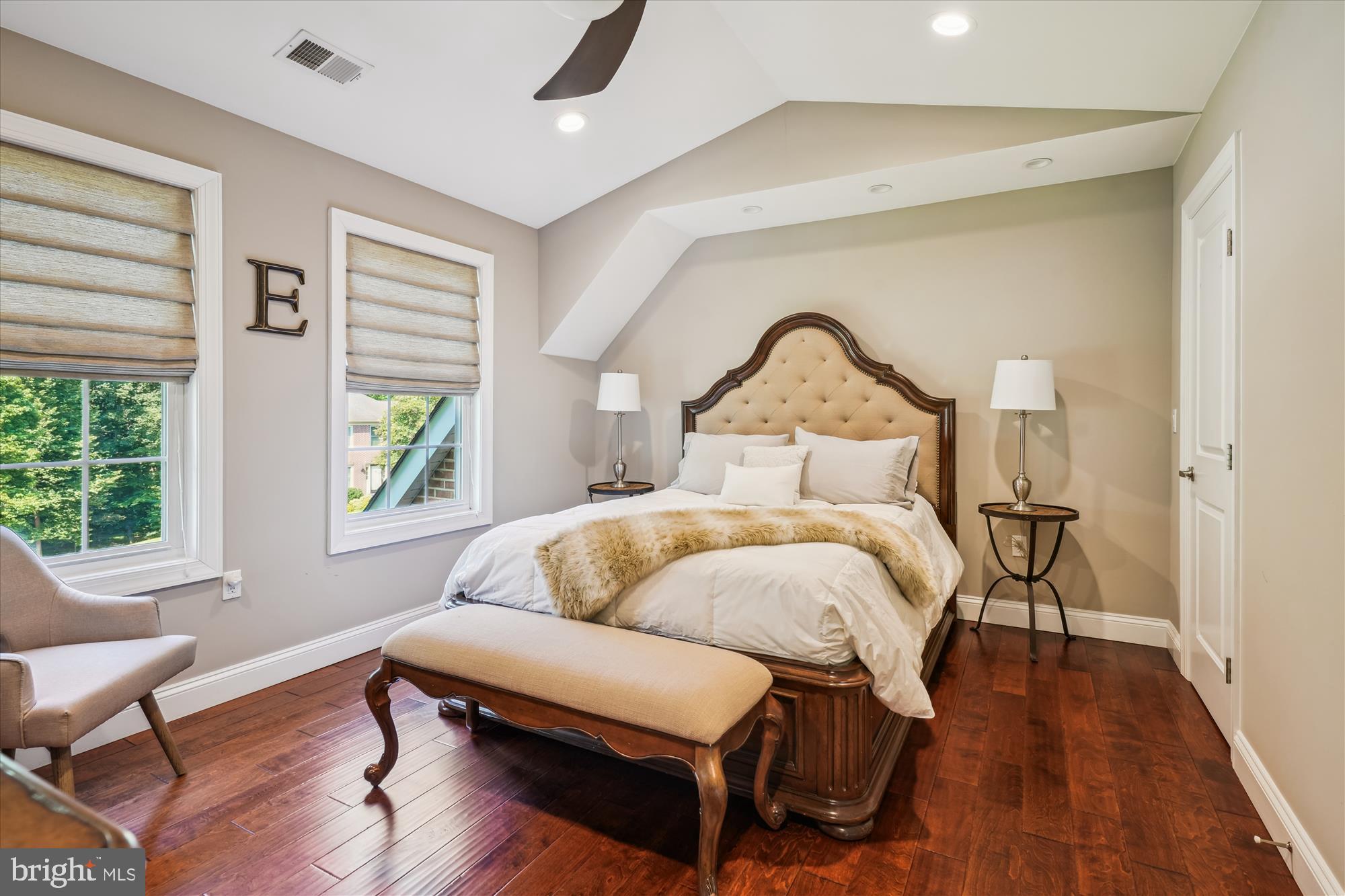 BERRY HILL MANOR - Residential