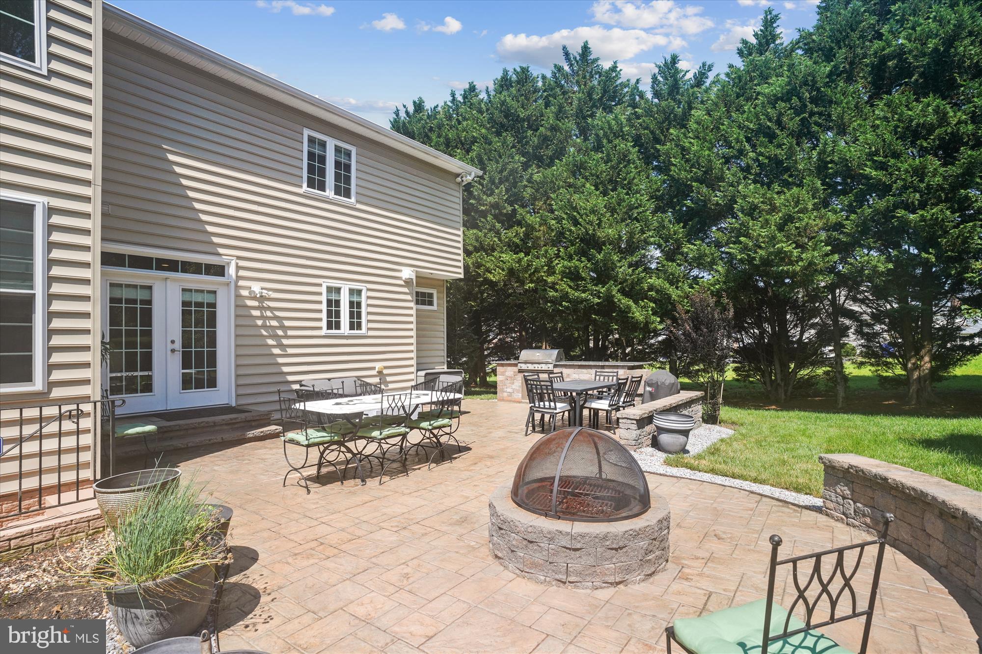 BERRY HILL MANOR - Residential