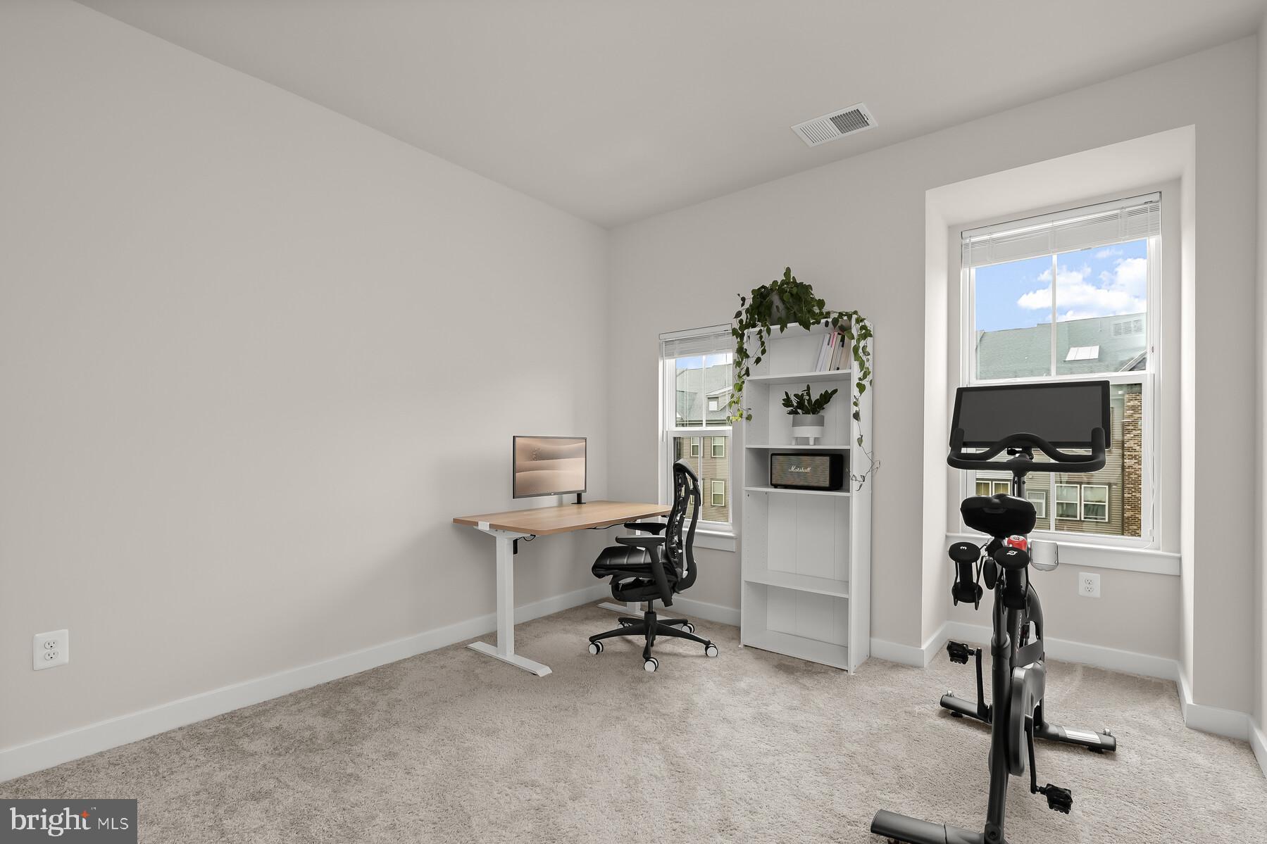 PADDOCK POINTE - Residential