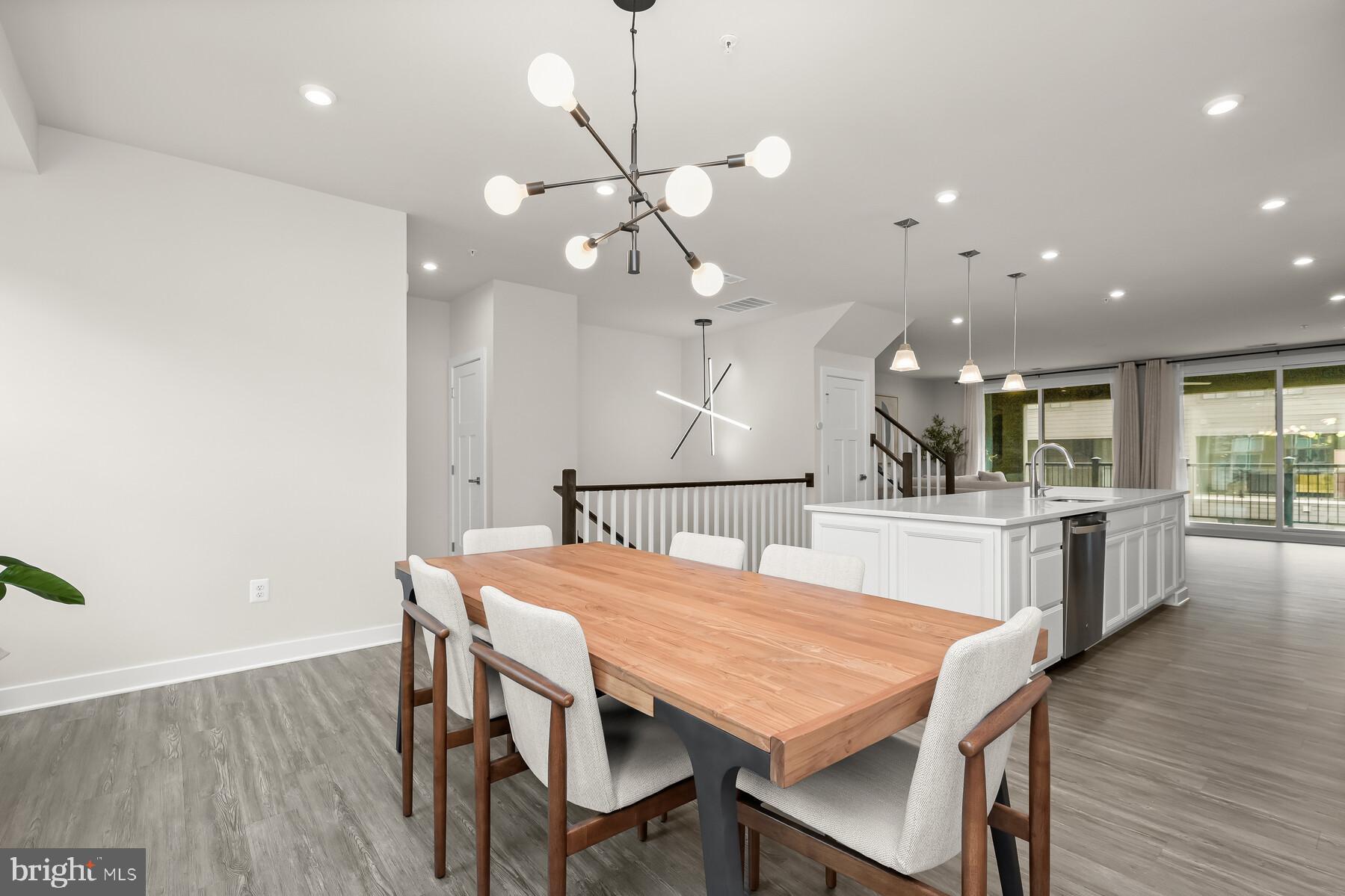 PADDOCK POINTE - Residential