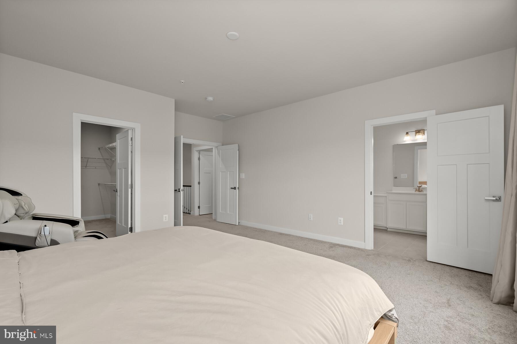 PADDOCK POINTE - Residential