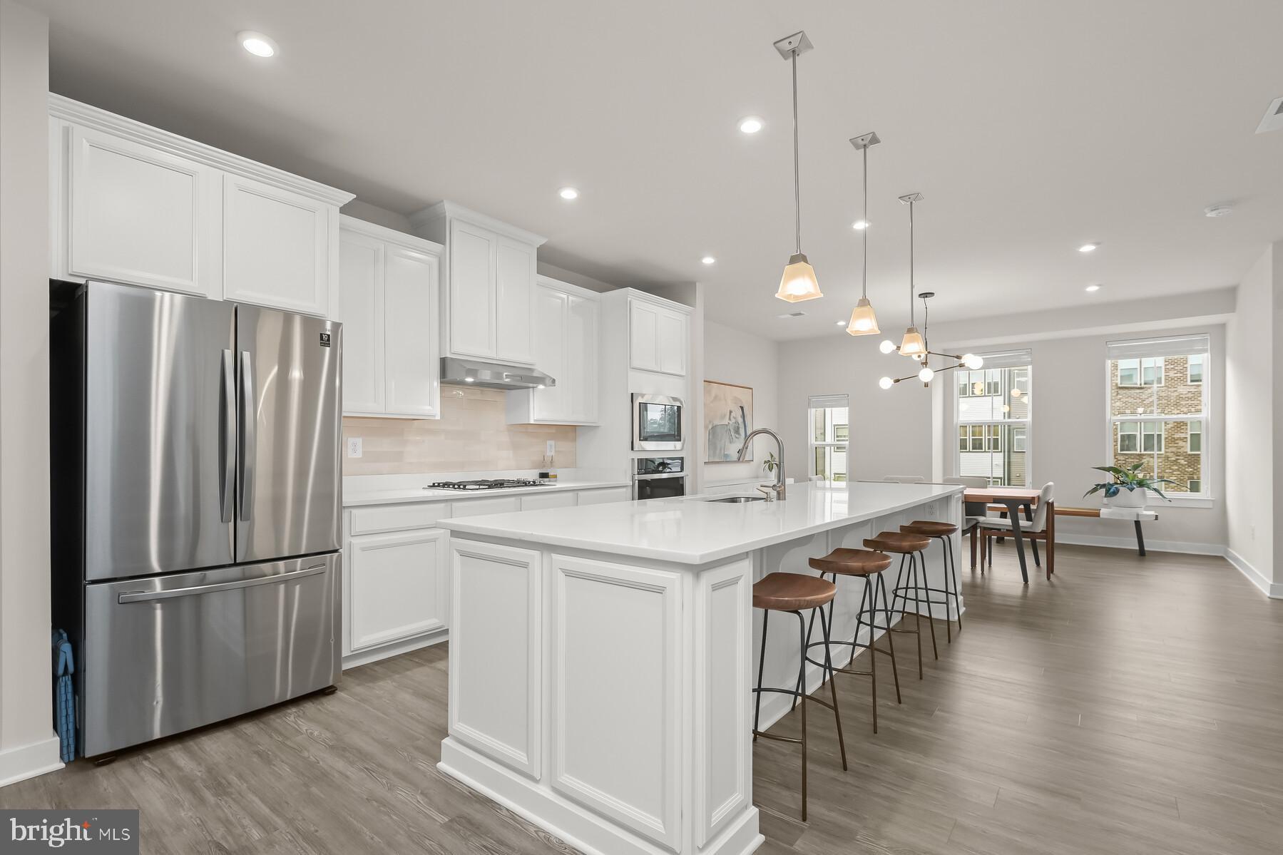 PADDOCK POINTE - Residential