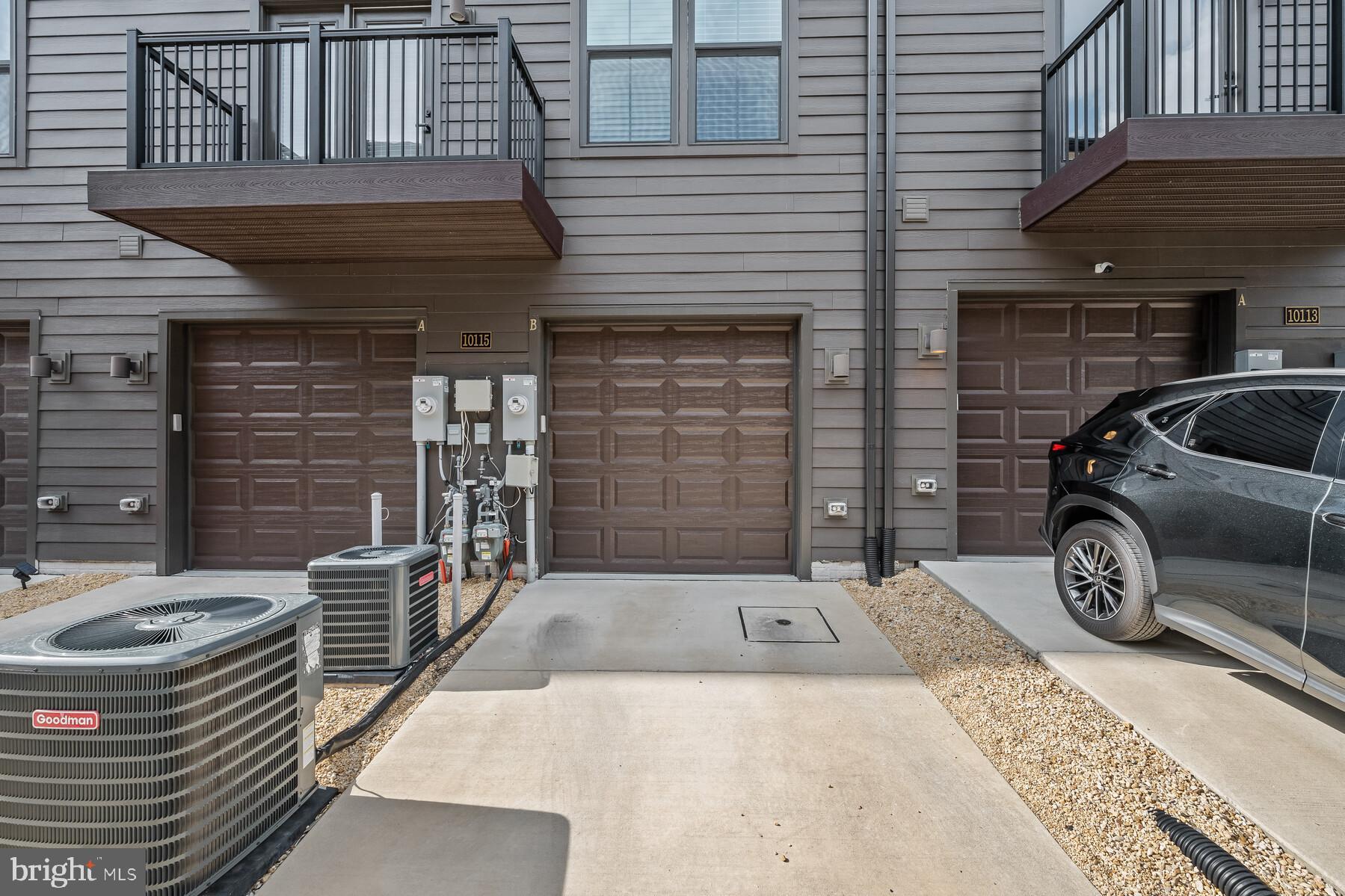 PADDOCK POINTE - Residential