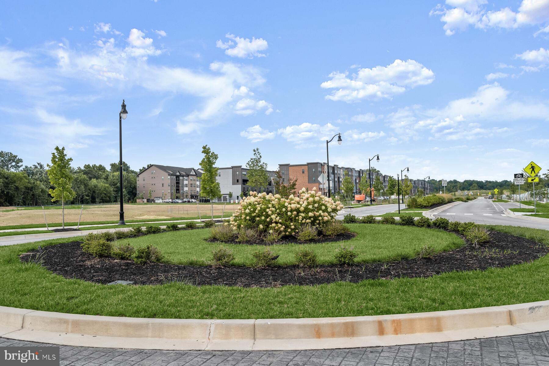 PADDOCK POINTE - Residential