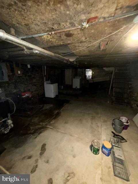 EAST SIDE - Residential