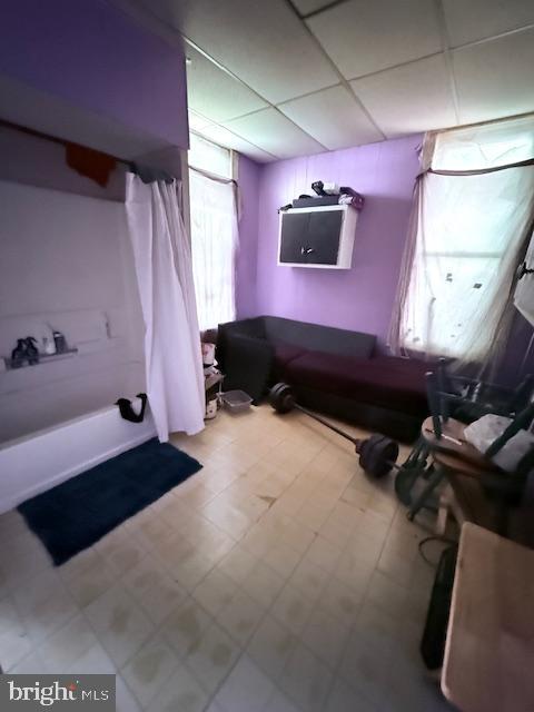 EAST SIDE - Residential