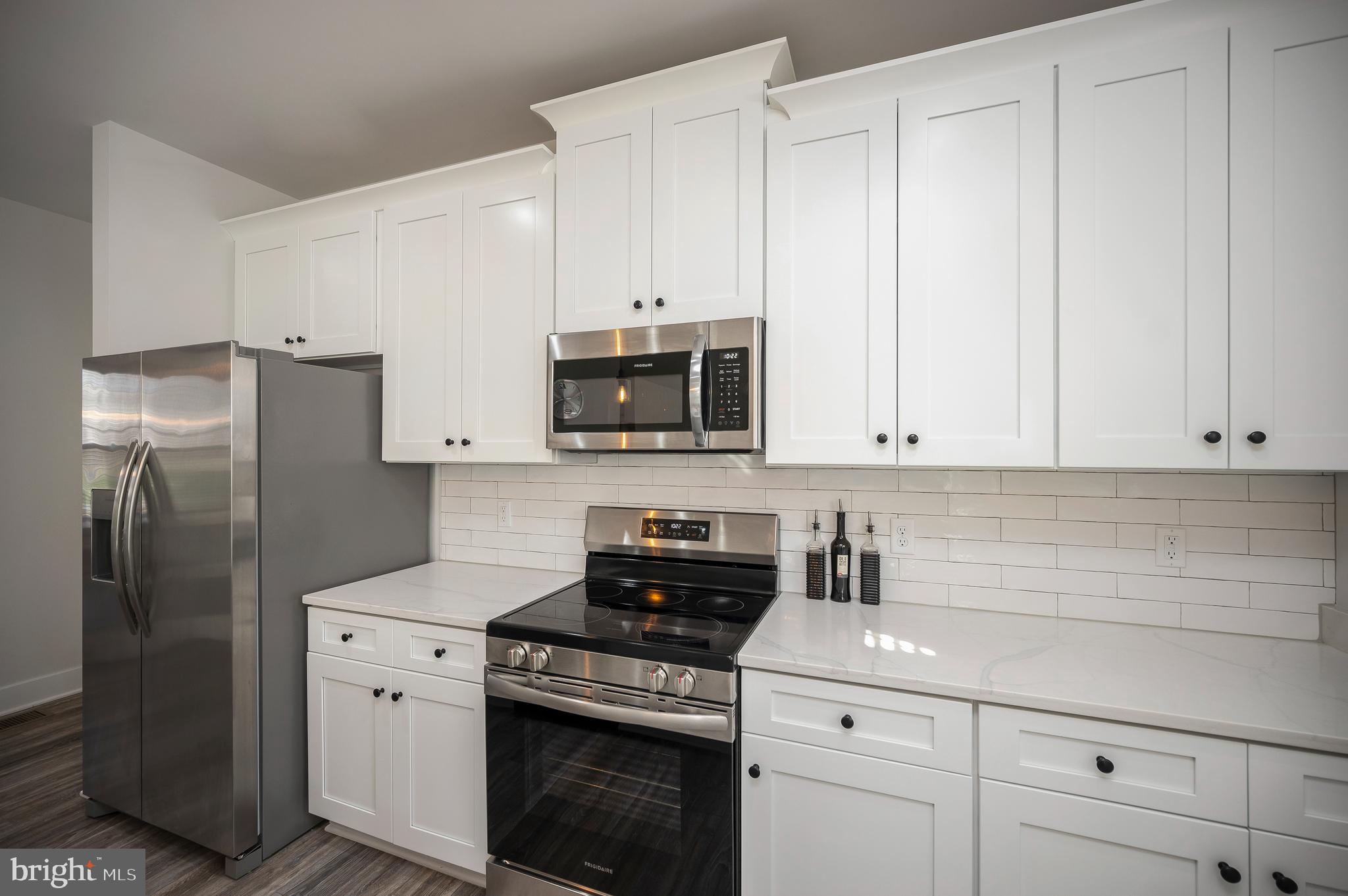 WYNDEMERE - Residential