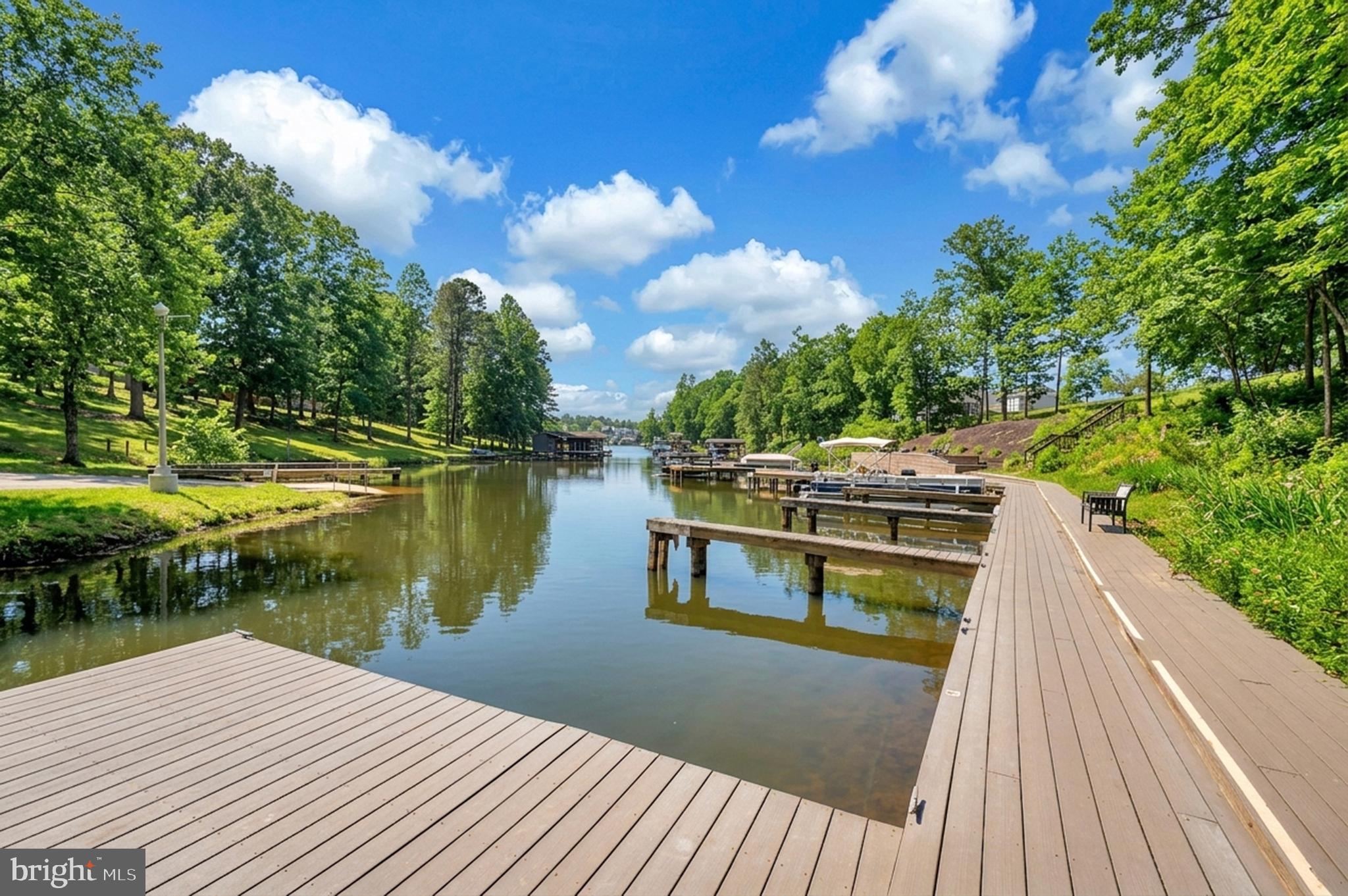 WYNDEMERE - Residential