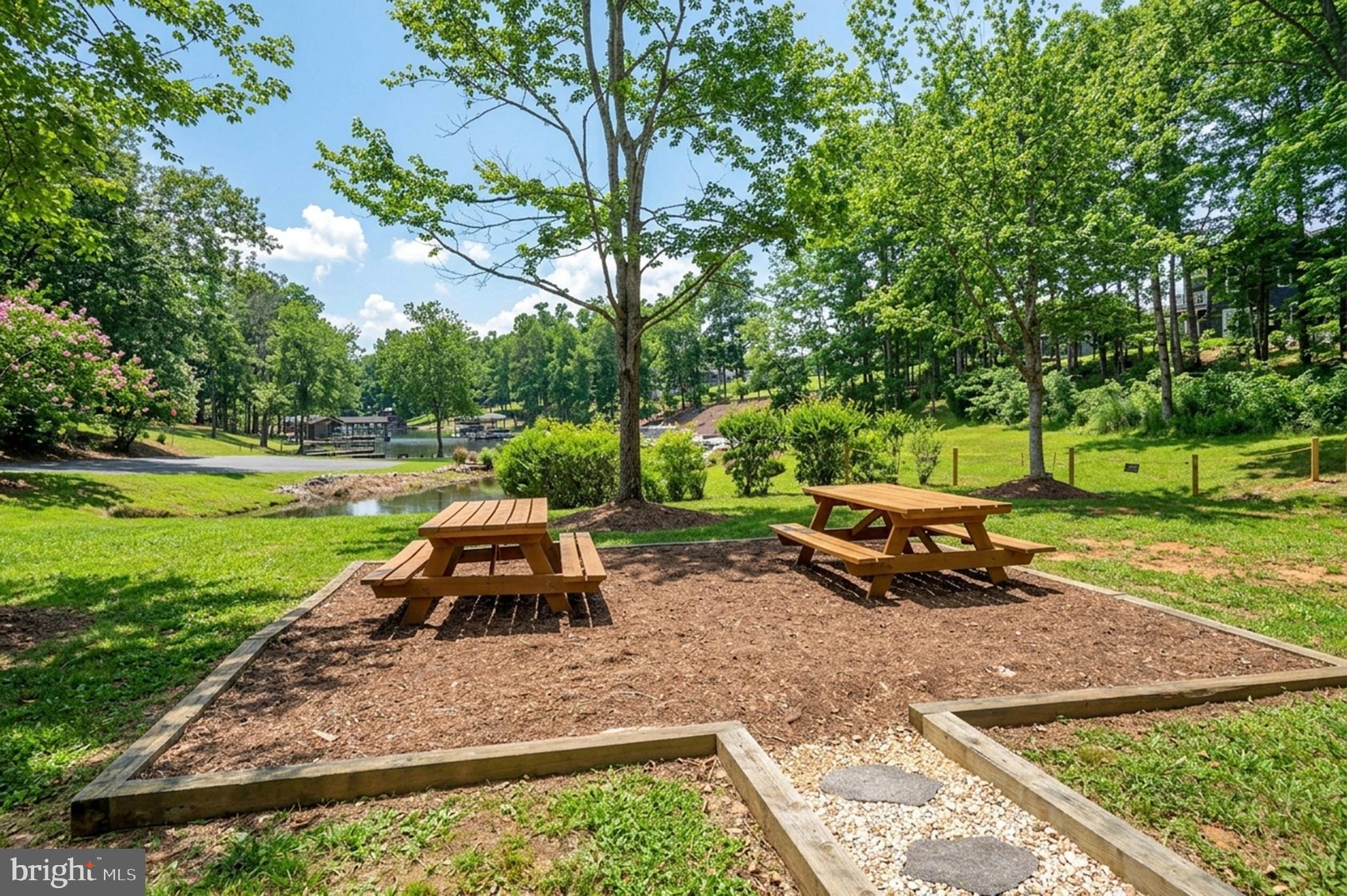 WYNDEMERE - Residential