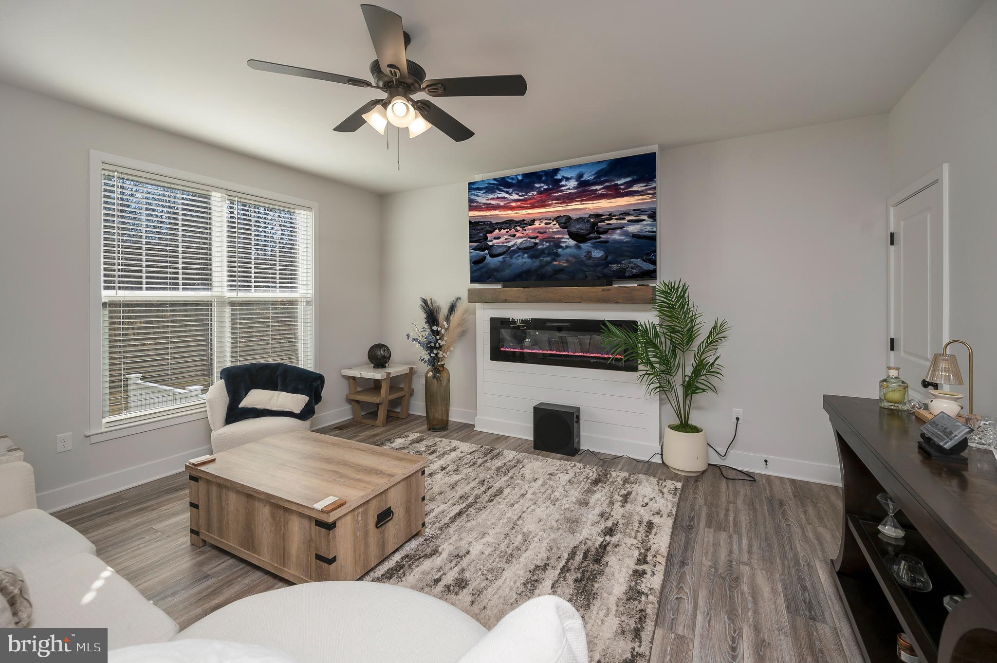 WYNDEMERE - Residential