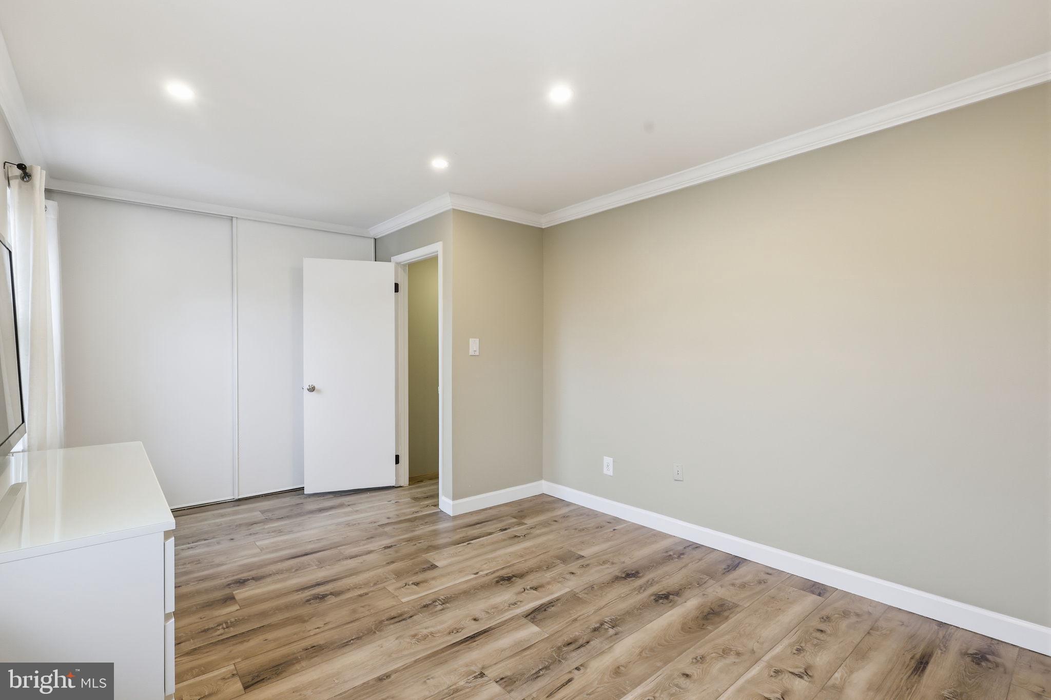 WINDING BROOK - Residential