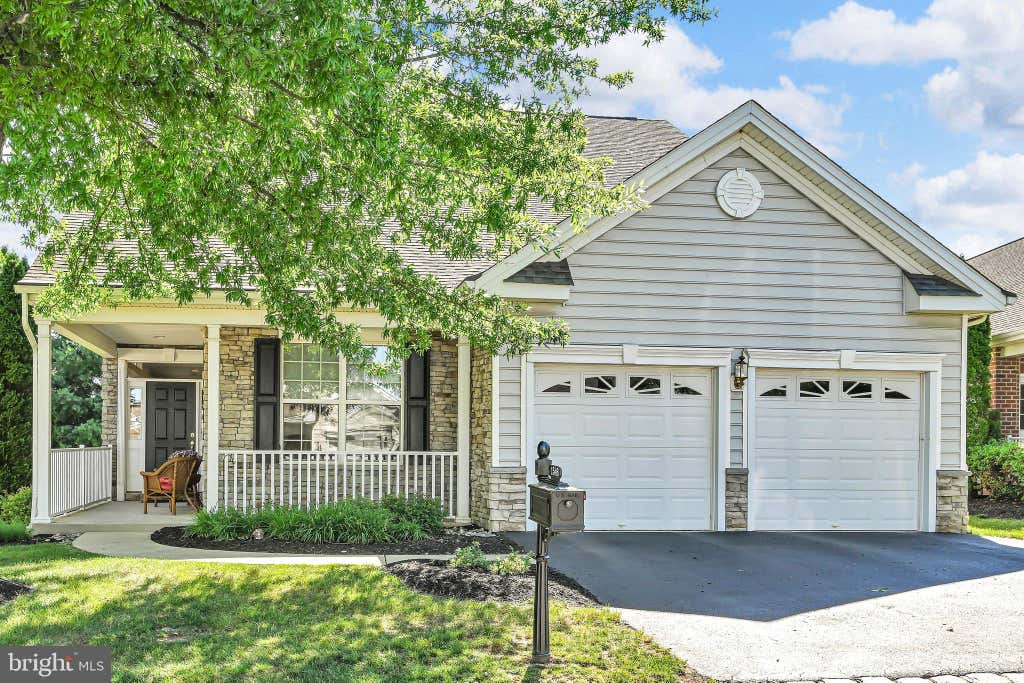 Photo of 1546 Emerson Drive, MOUNT JOY, PA 17552 (MLS # PALA2090484)