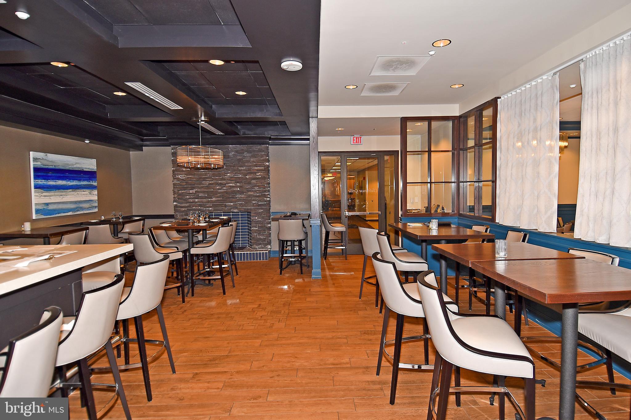 FAIRWAYS SOUTH - Residential