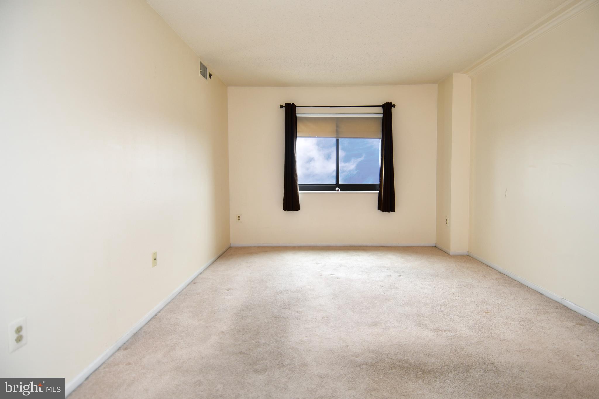 FAIRWAYS SOUTH - Residential