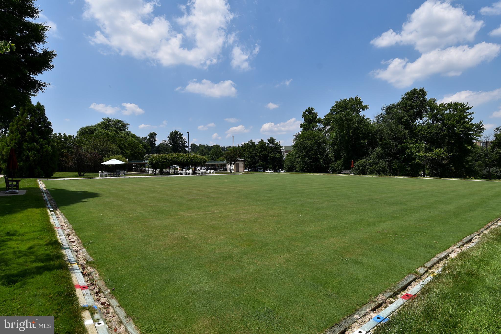 FAIRWAYS SOUTH - Residential