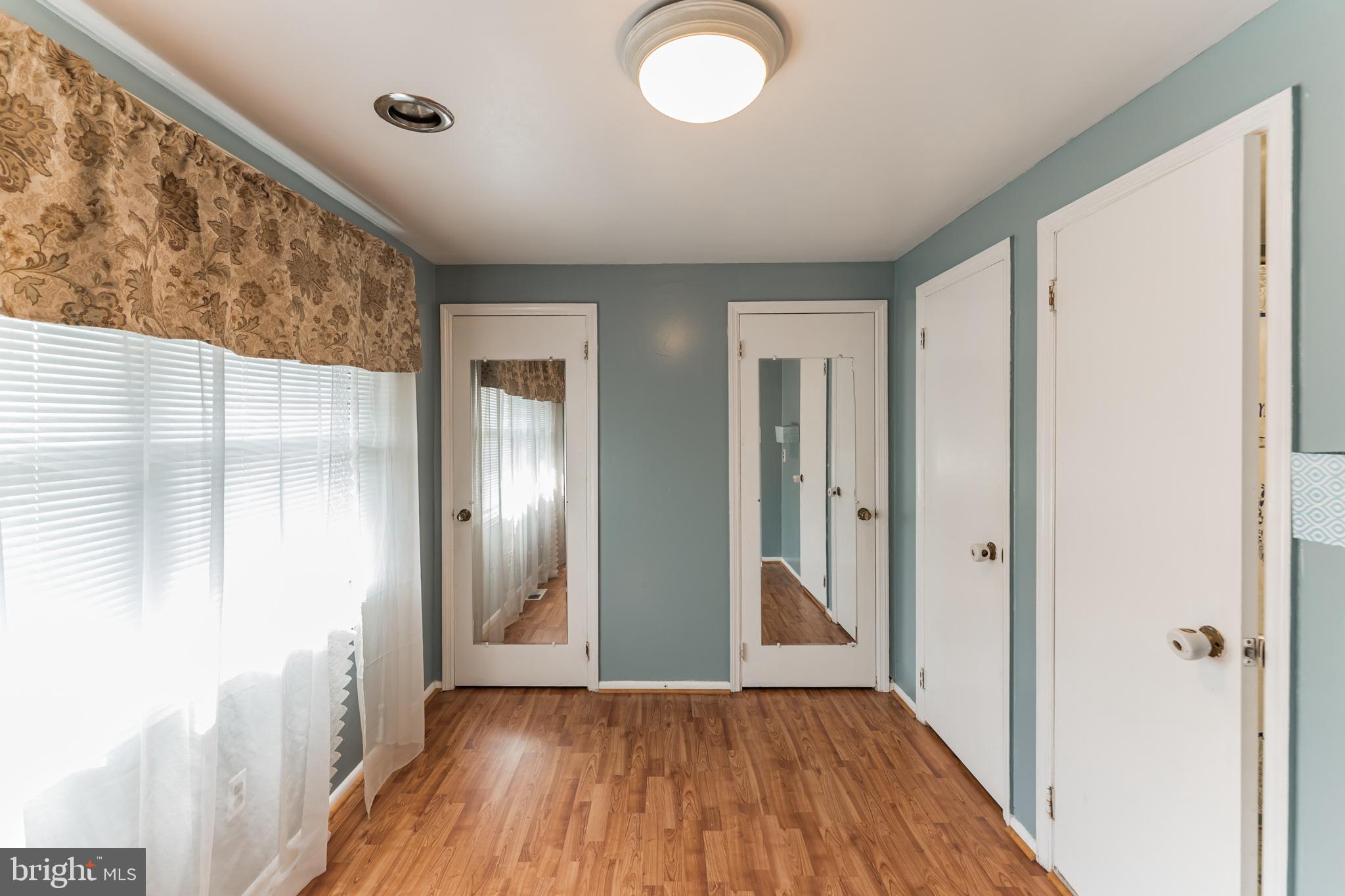 BUSTLETON - Residential