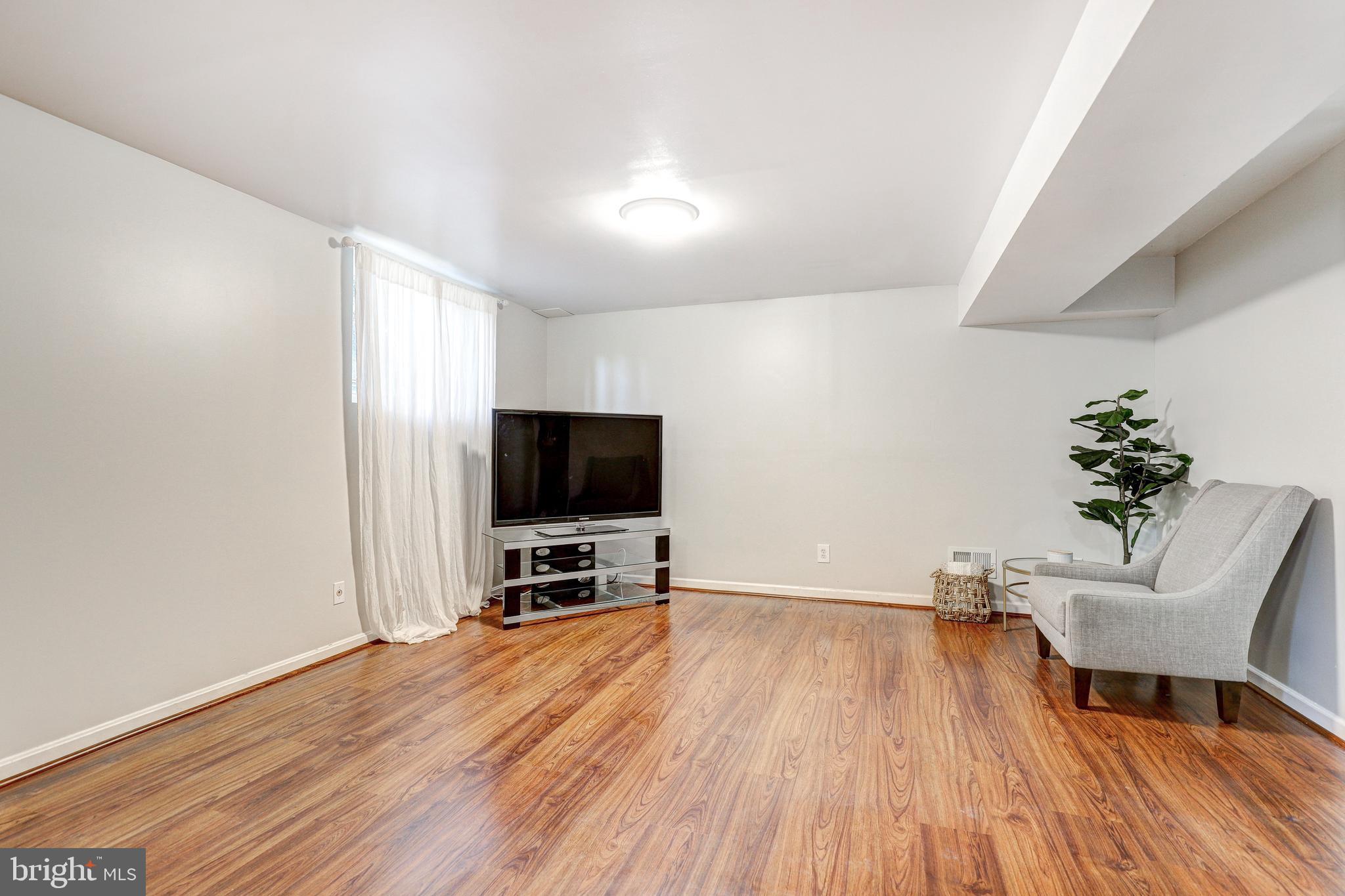 SPRINGDALE - Residential