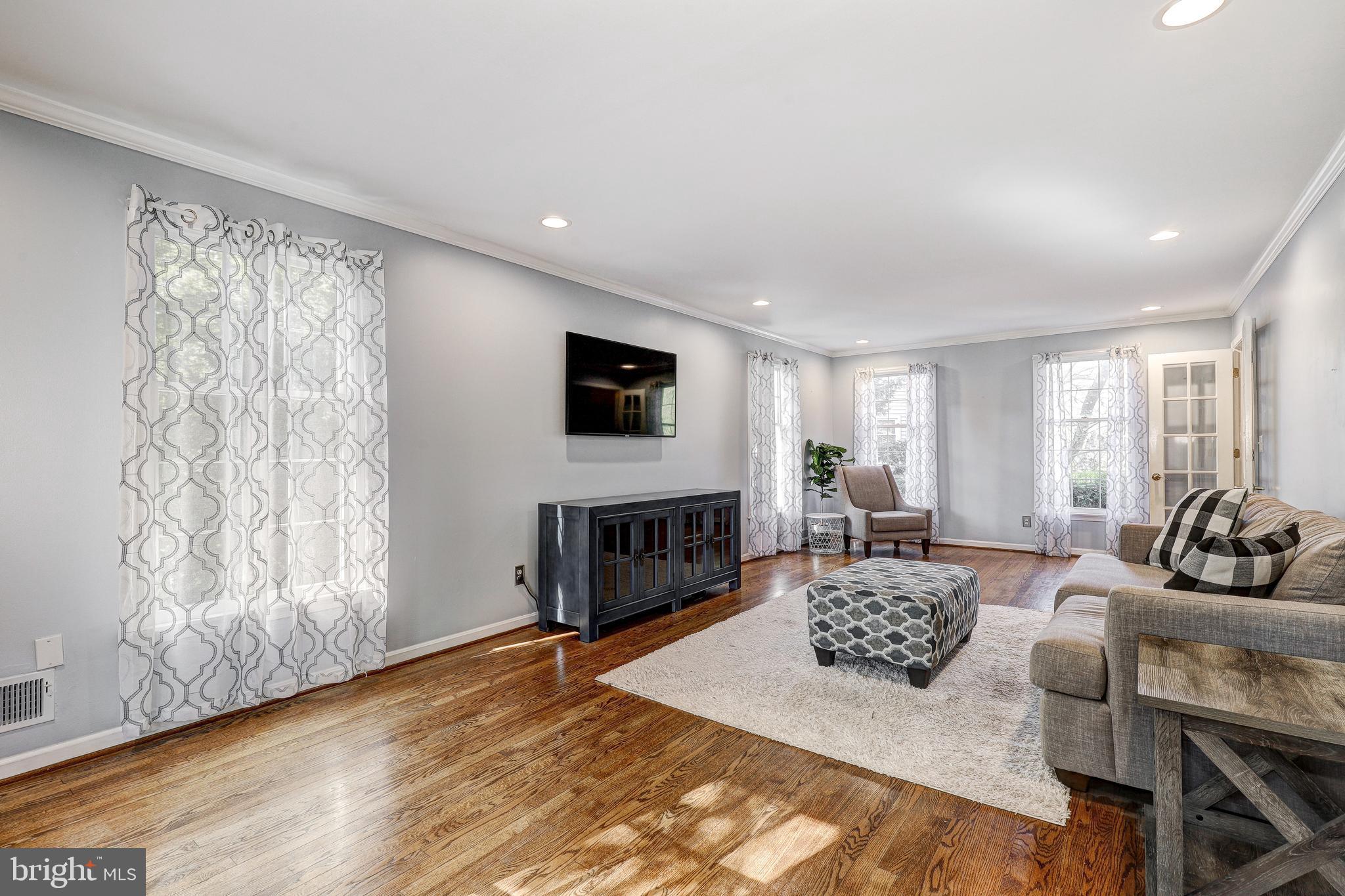 SPRINGDALE - Residential