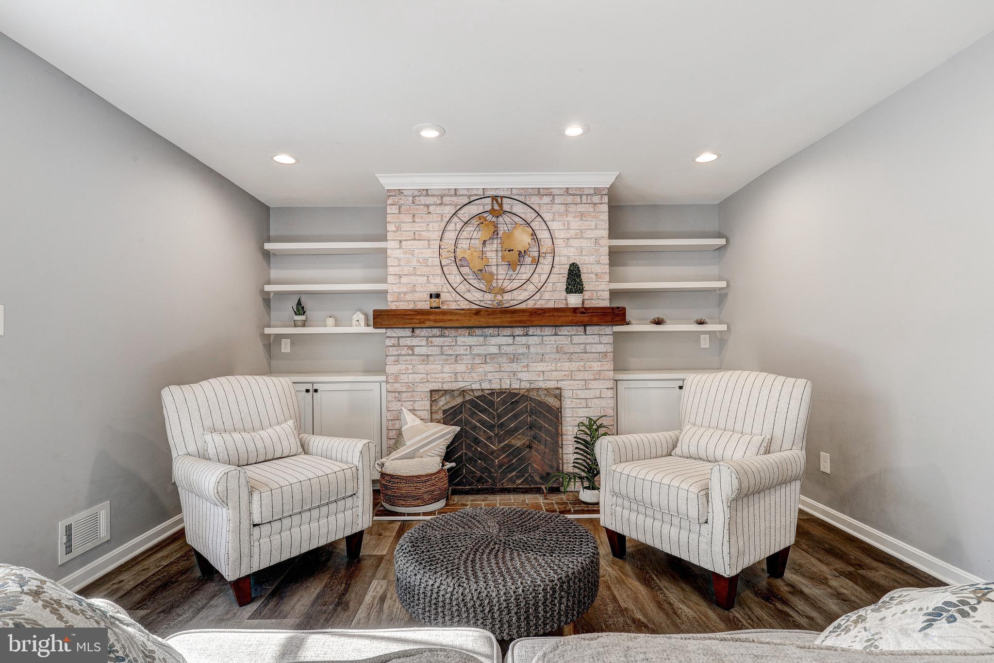 SPRINGDALE - Residential