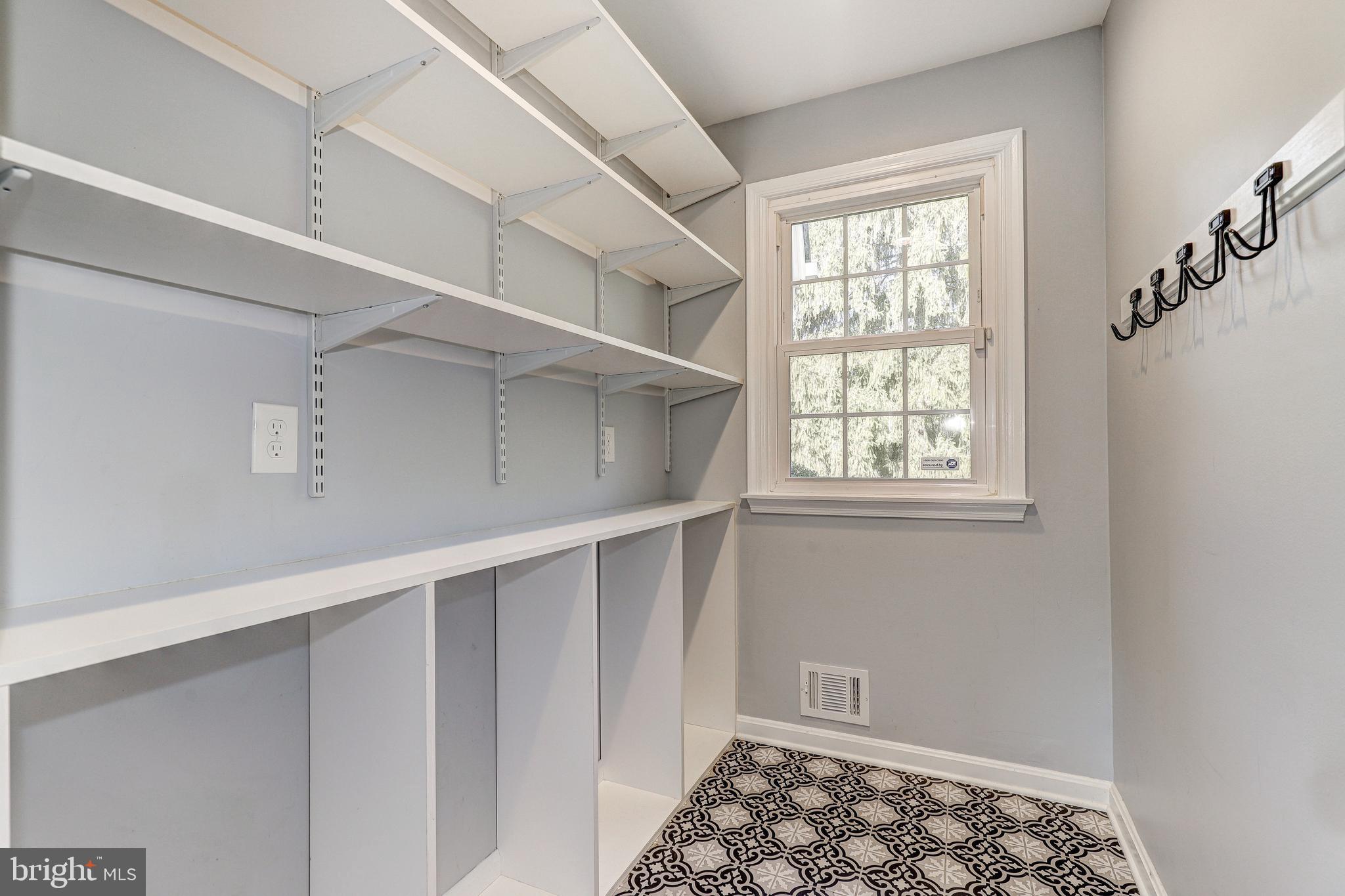 SPRINGDALE - Residential