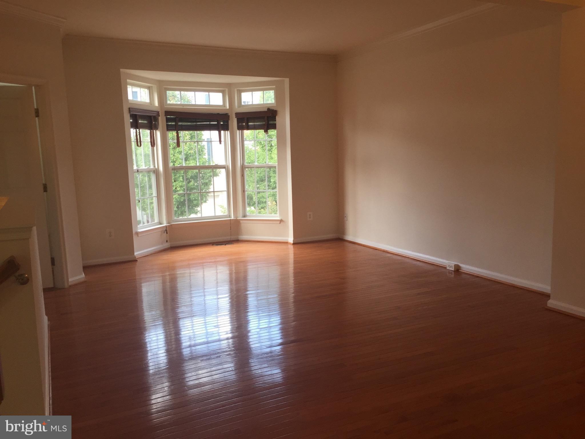 SKYVIEW PARK - Residential Lease