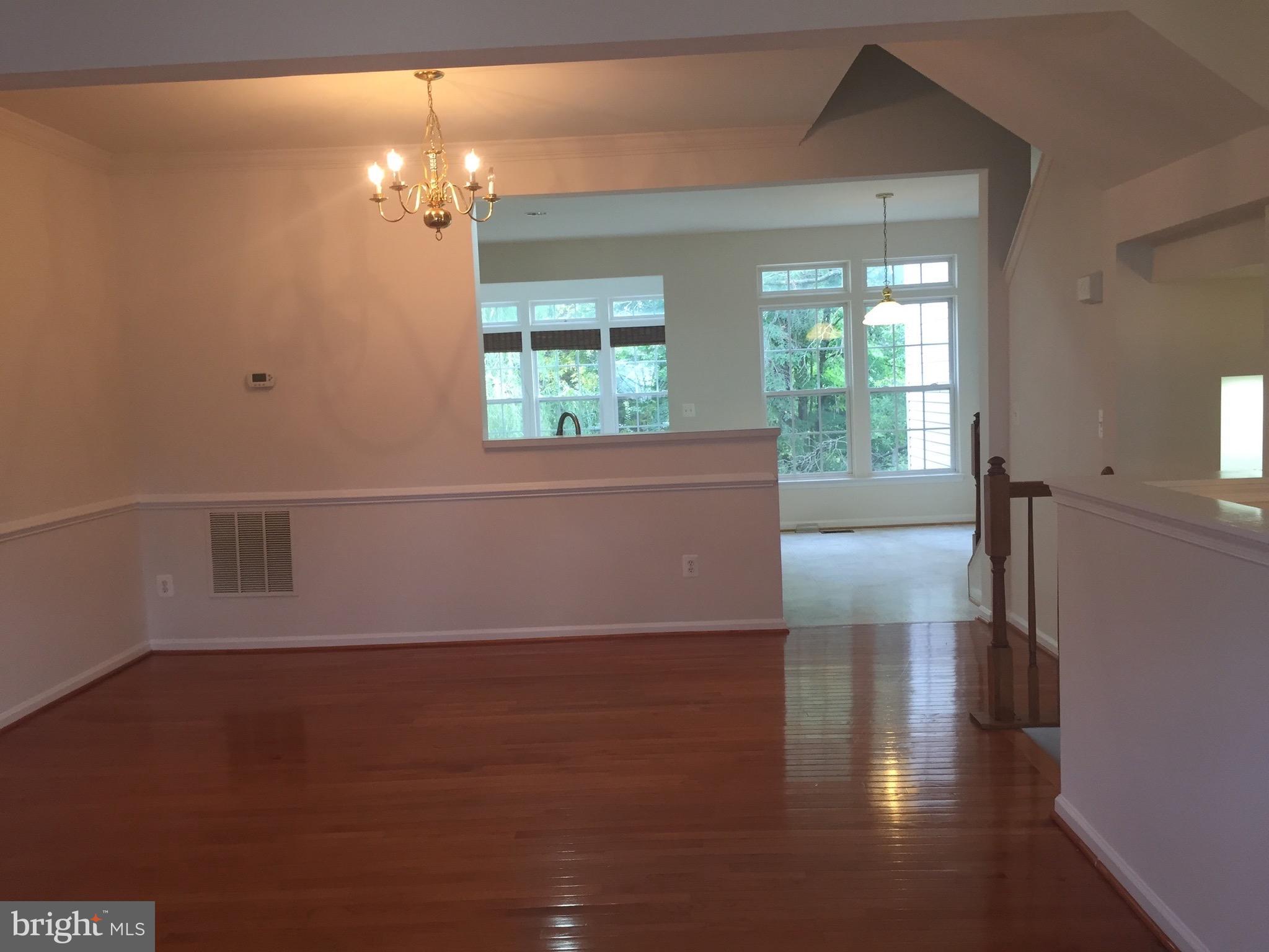 SKYVIEW PARK - Residential Lease