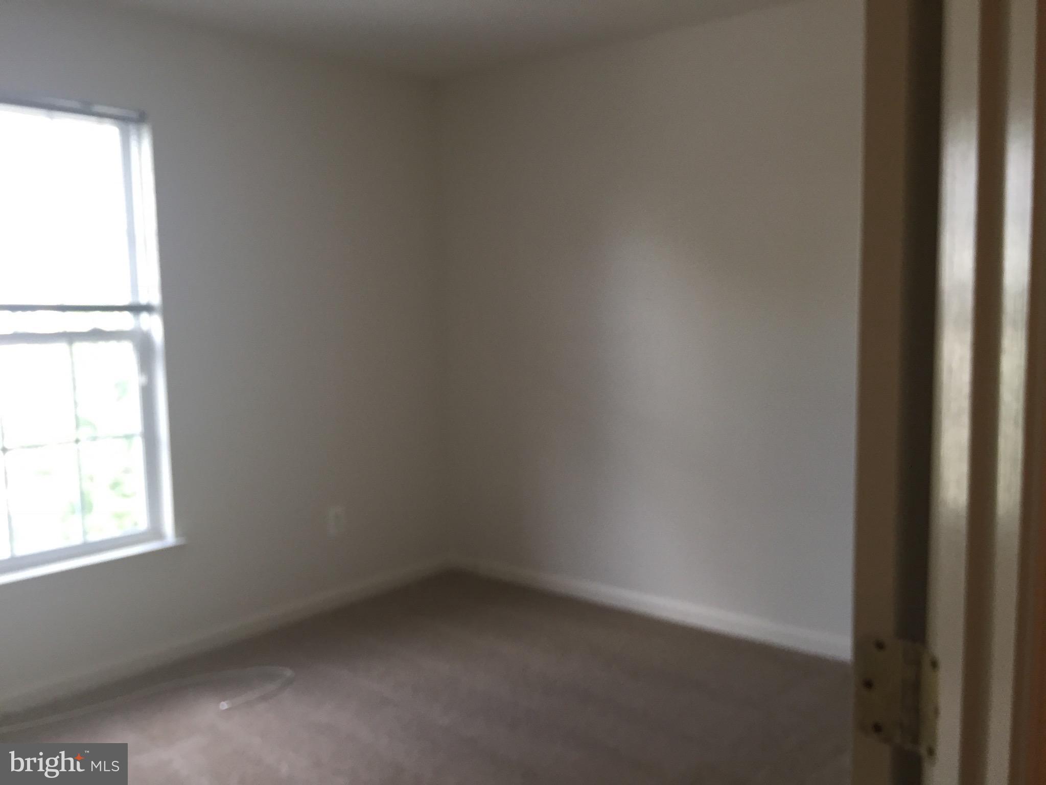 SKYVIEW PARK - Residential Lease