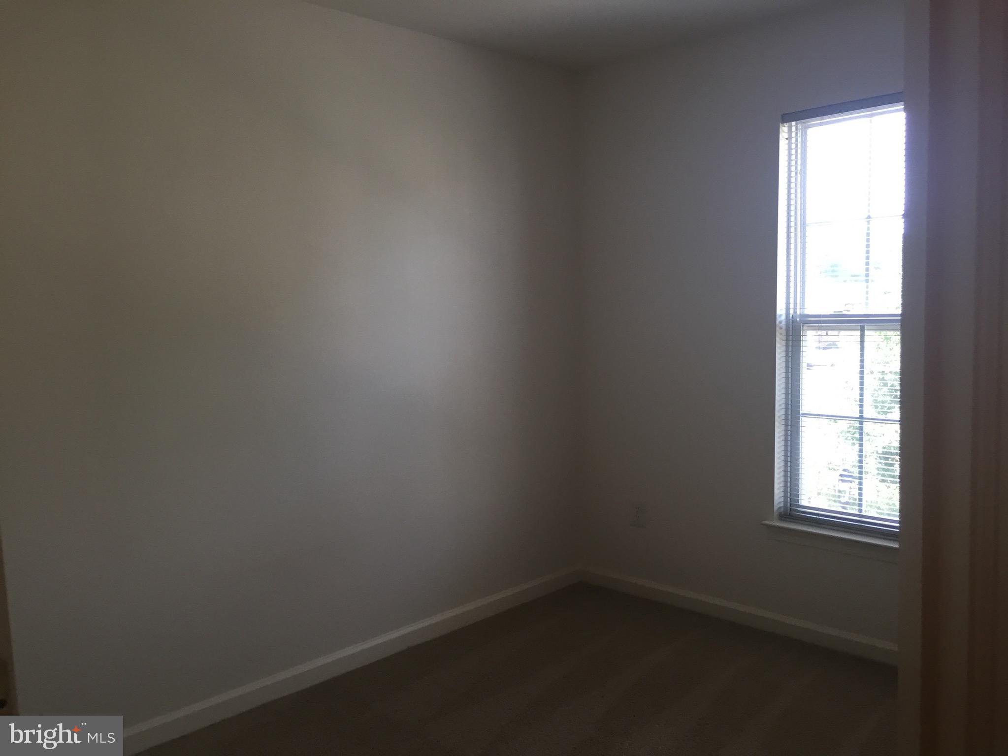 SKYVIEW PARK - Residential Lease