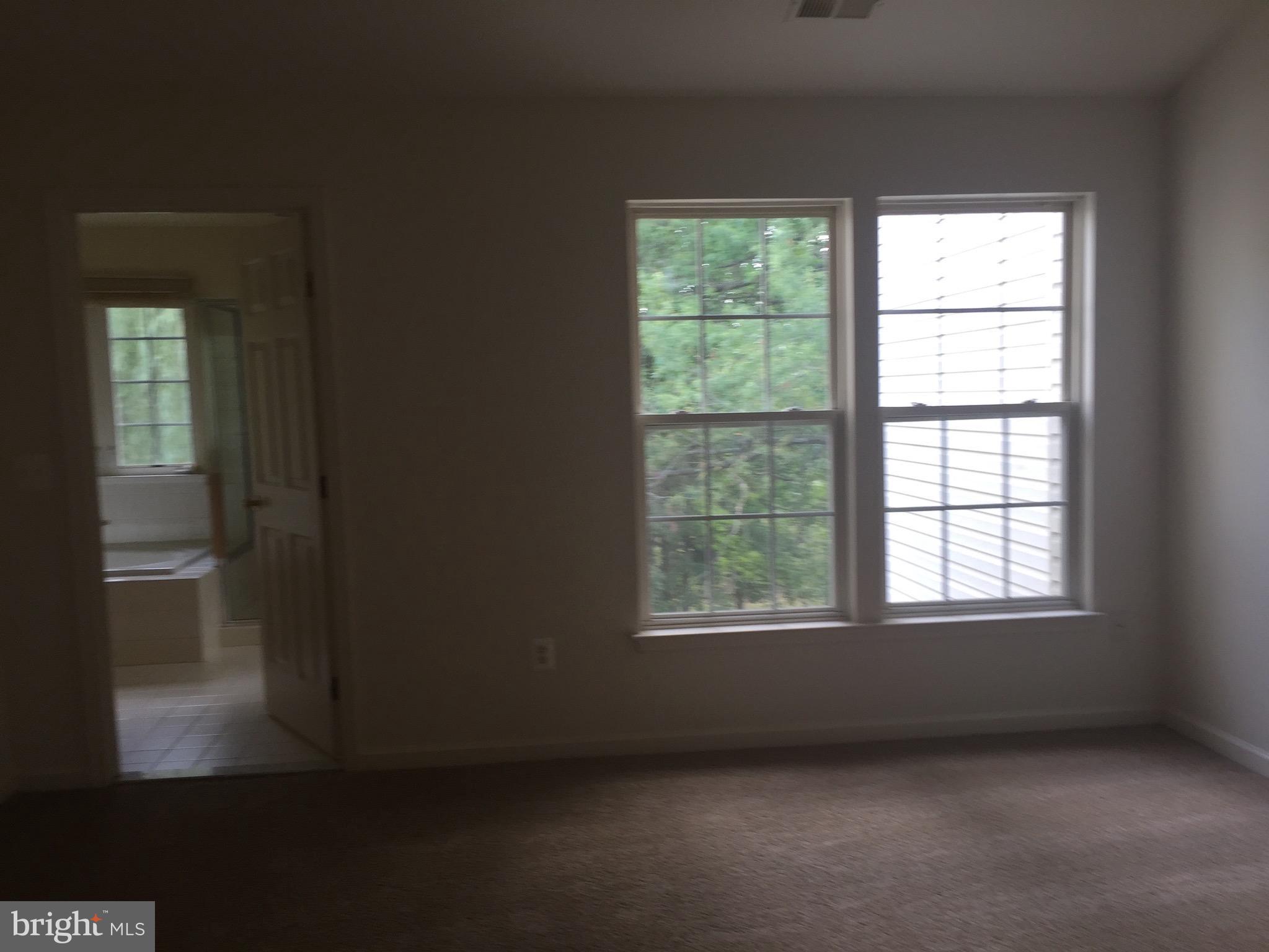 SKYVIEW PARK - Residential Lease