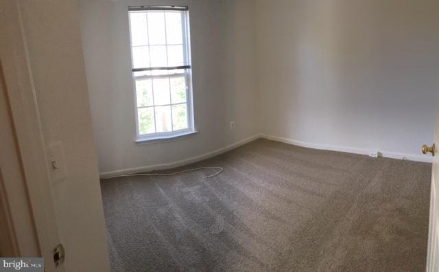 SKYVIEW PARK - Residential Lease