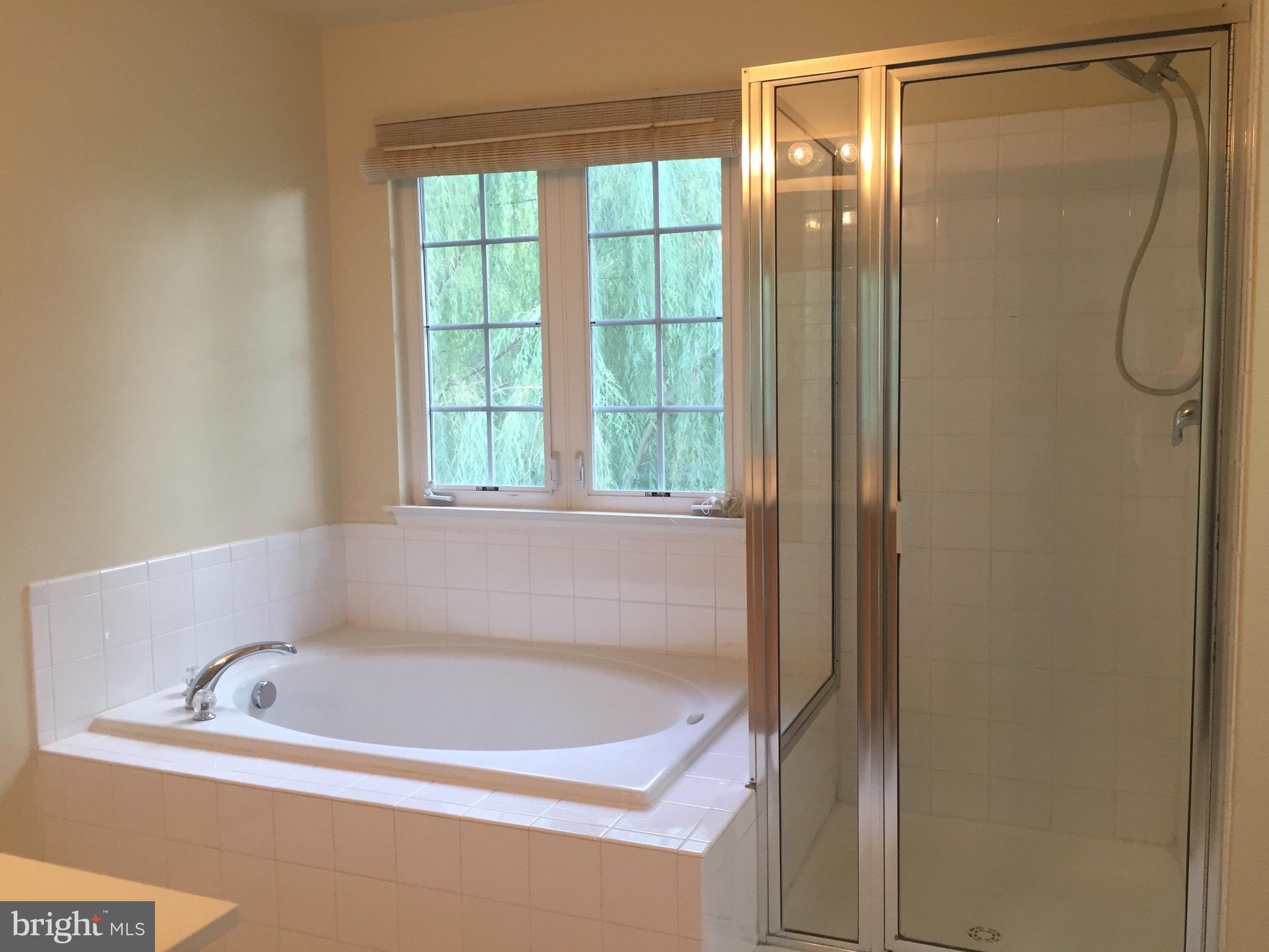 SKYVIEW PARK - Residential Lease