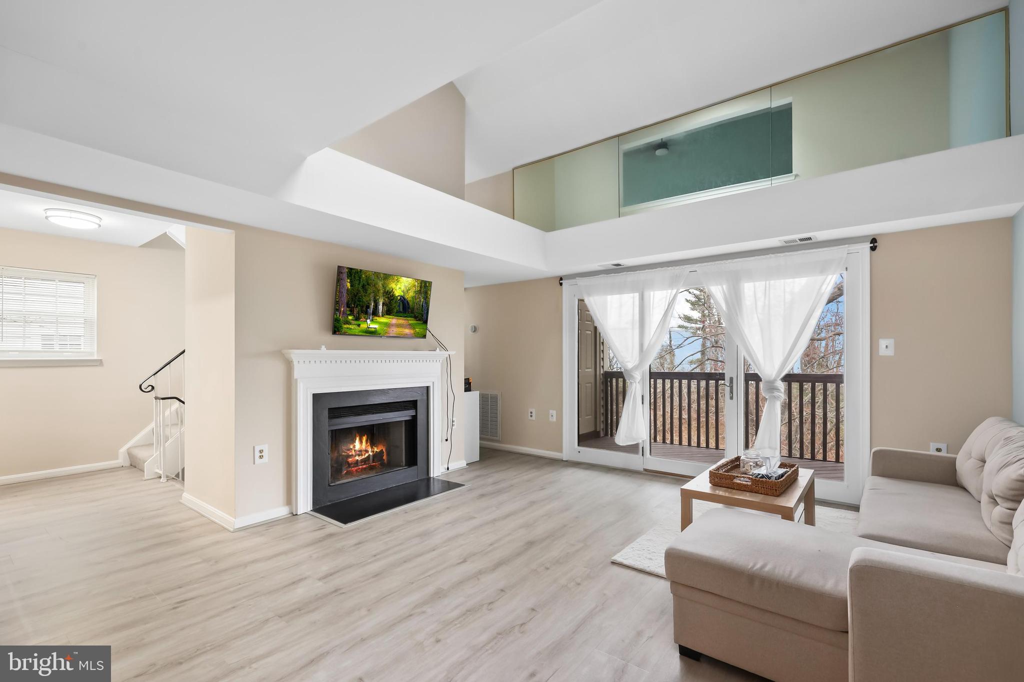 ROLLINGWOOD - Residential